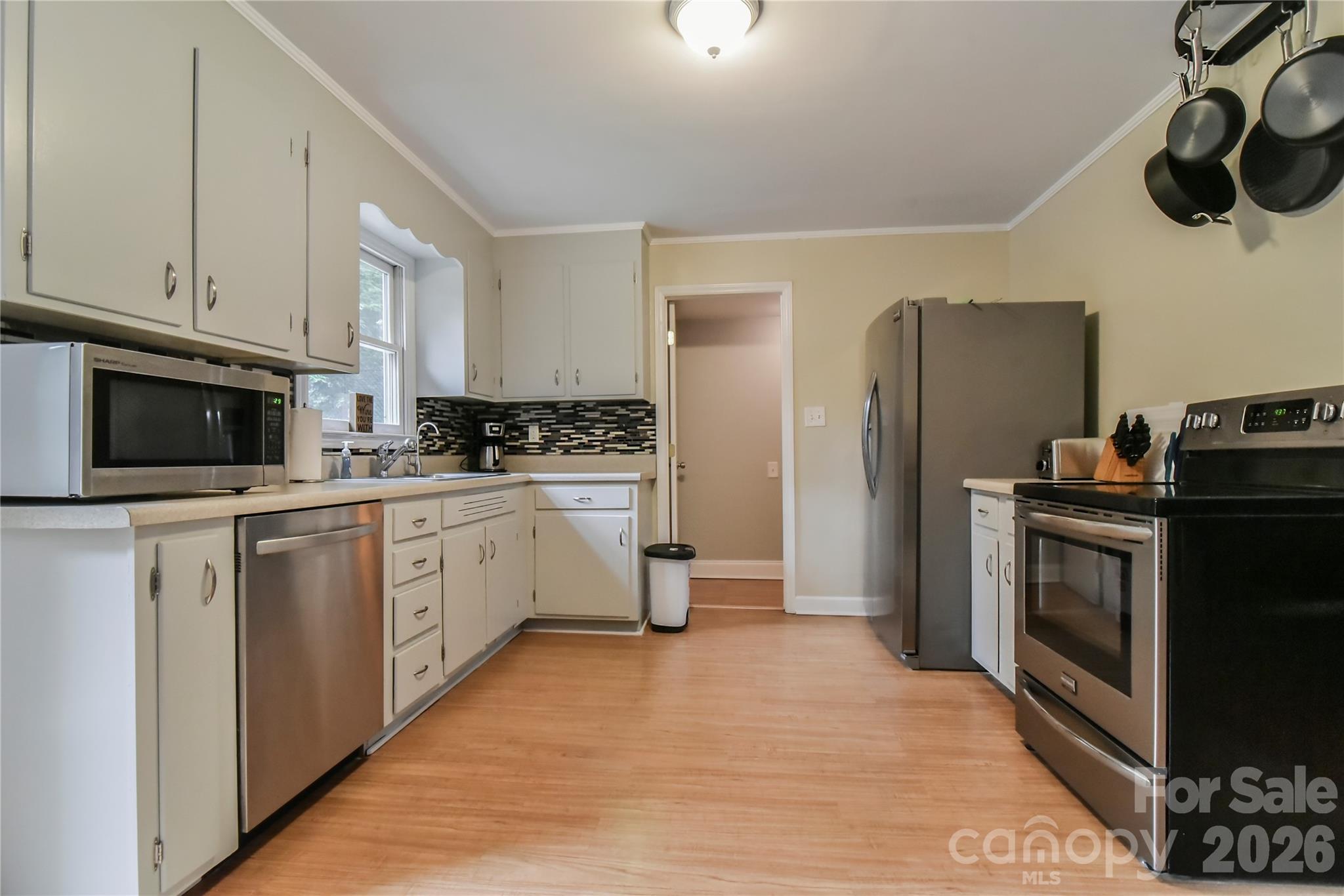 5 E Keesler Street Property Photo 9