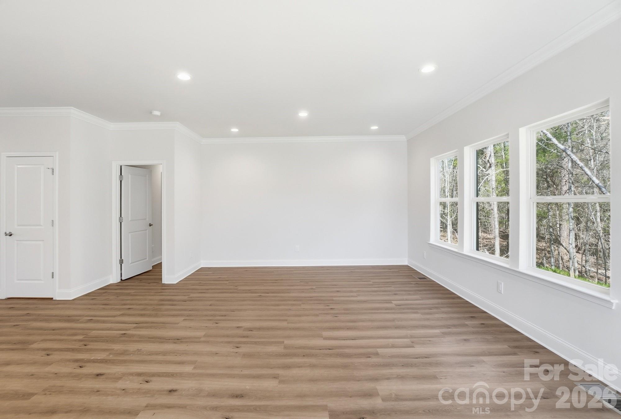 609 Muirfield Drive Property Photo 15