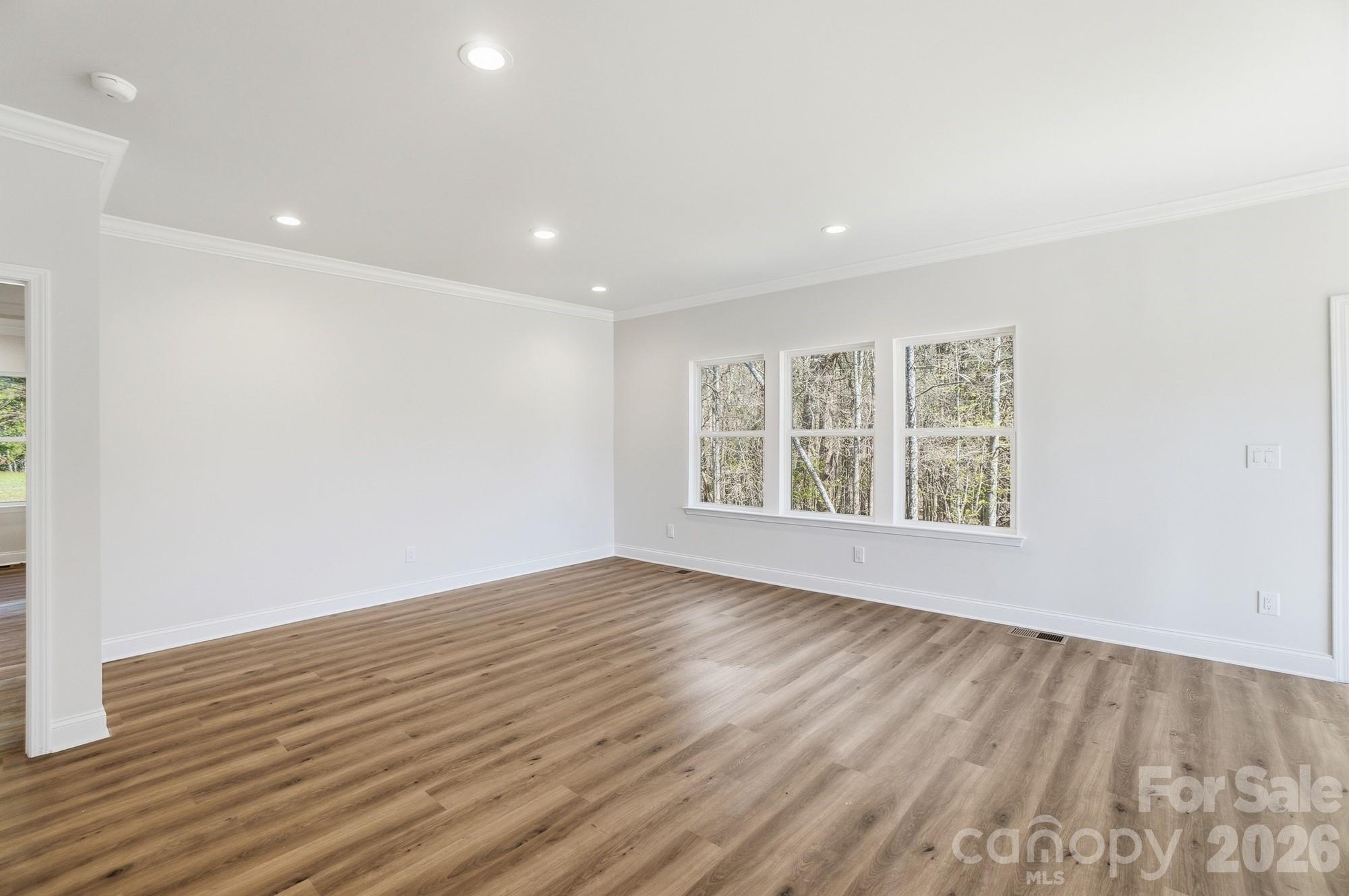 609 Muirfield Drive Property Photo 16