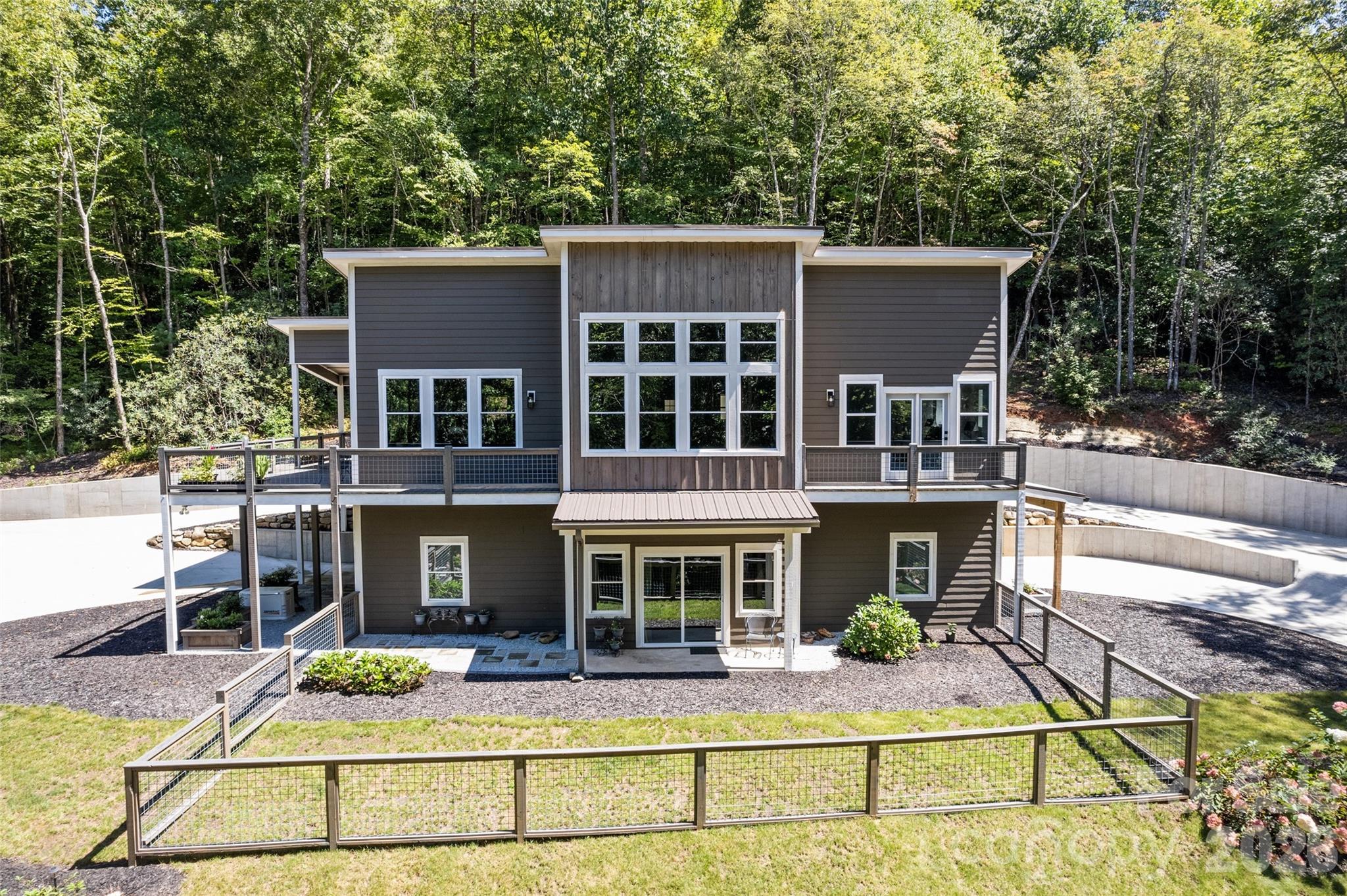 1185 Wallalieu Road Property Photo 3