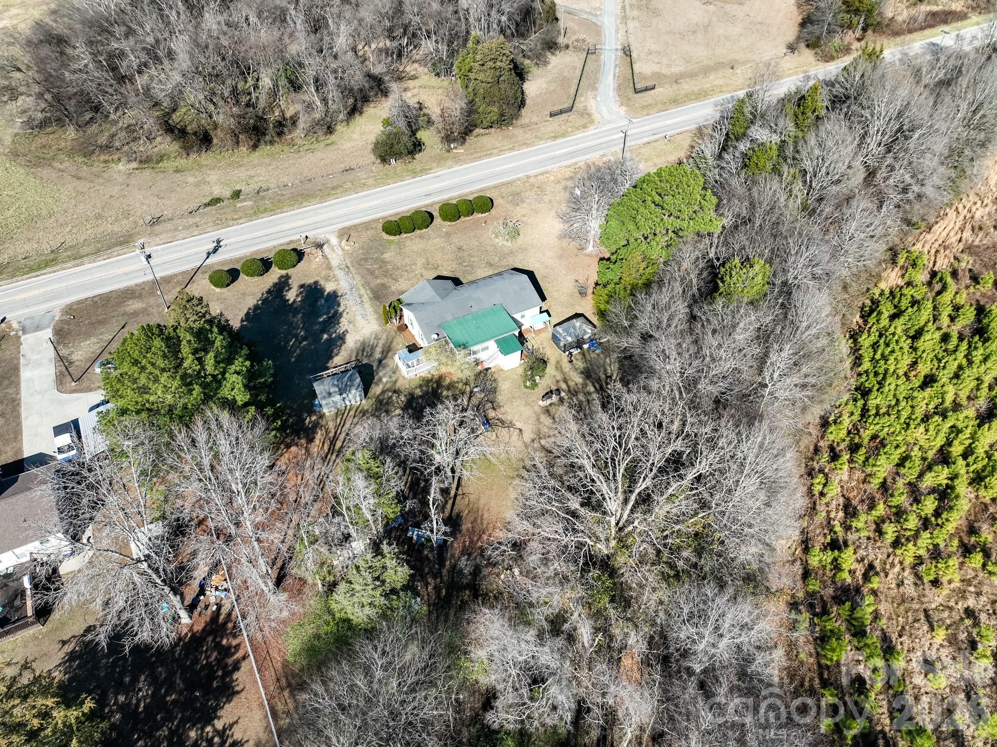 1909 Charlotte Highway Property Photo 28