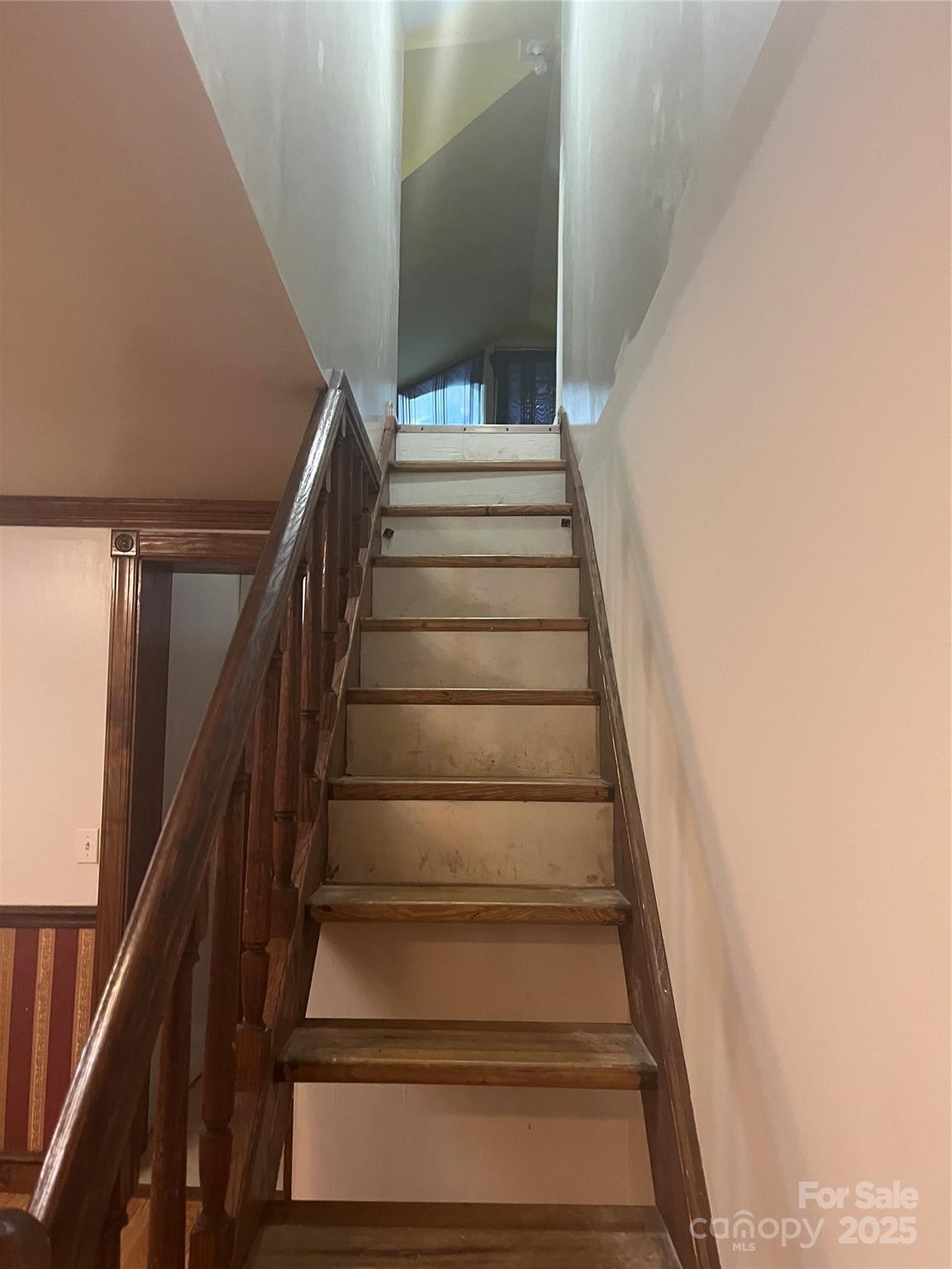 6341 Macon Street Property Photo 13