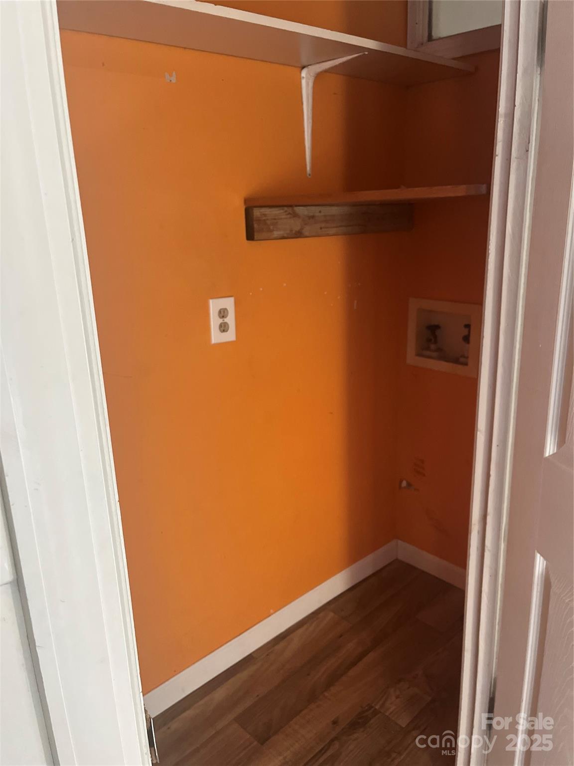 6341 Macon Street Property Photo 28