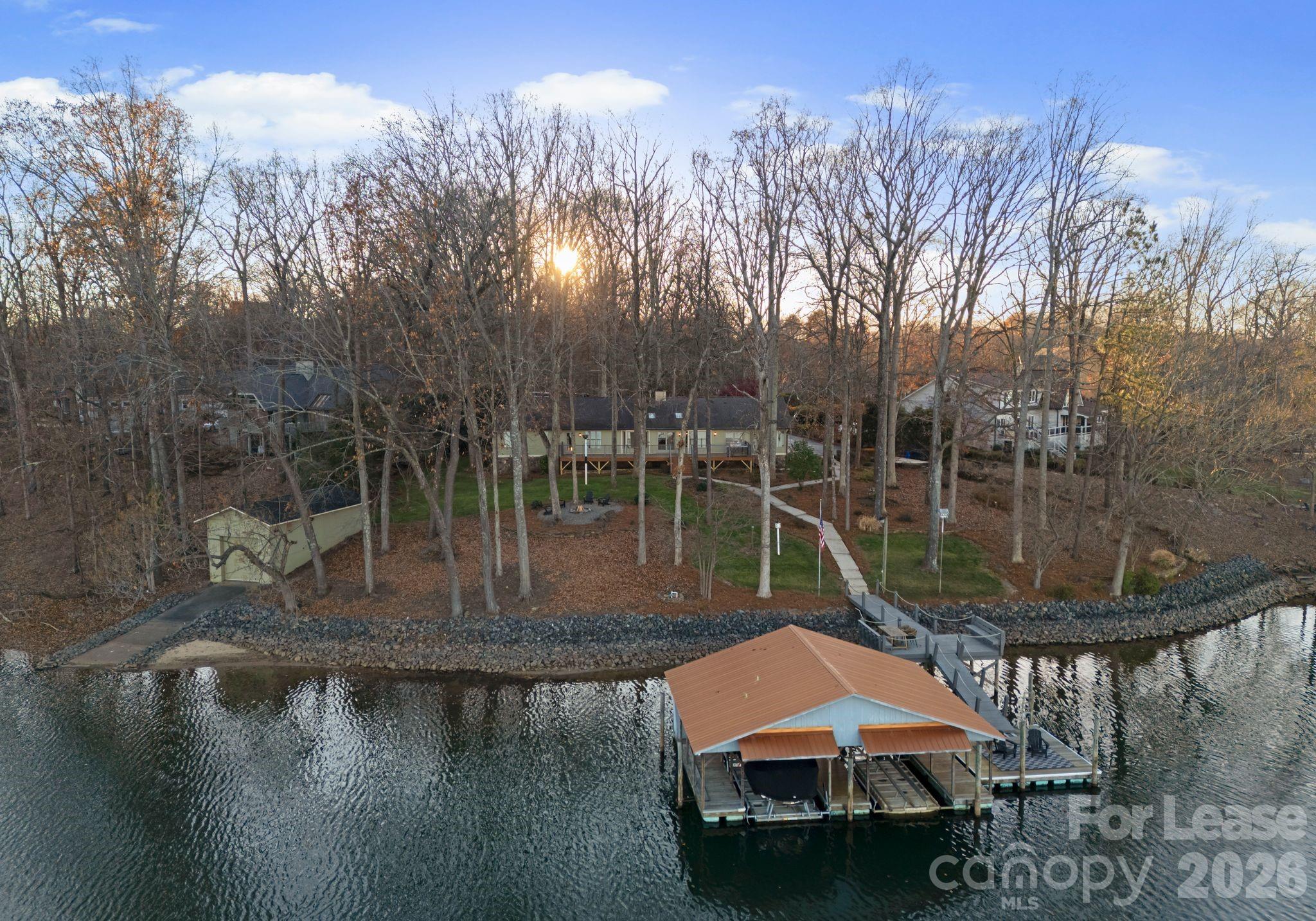 19709 Stough Farm Road Property Photo 3