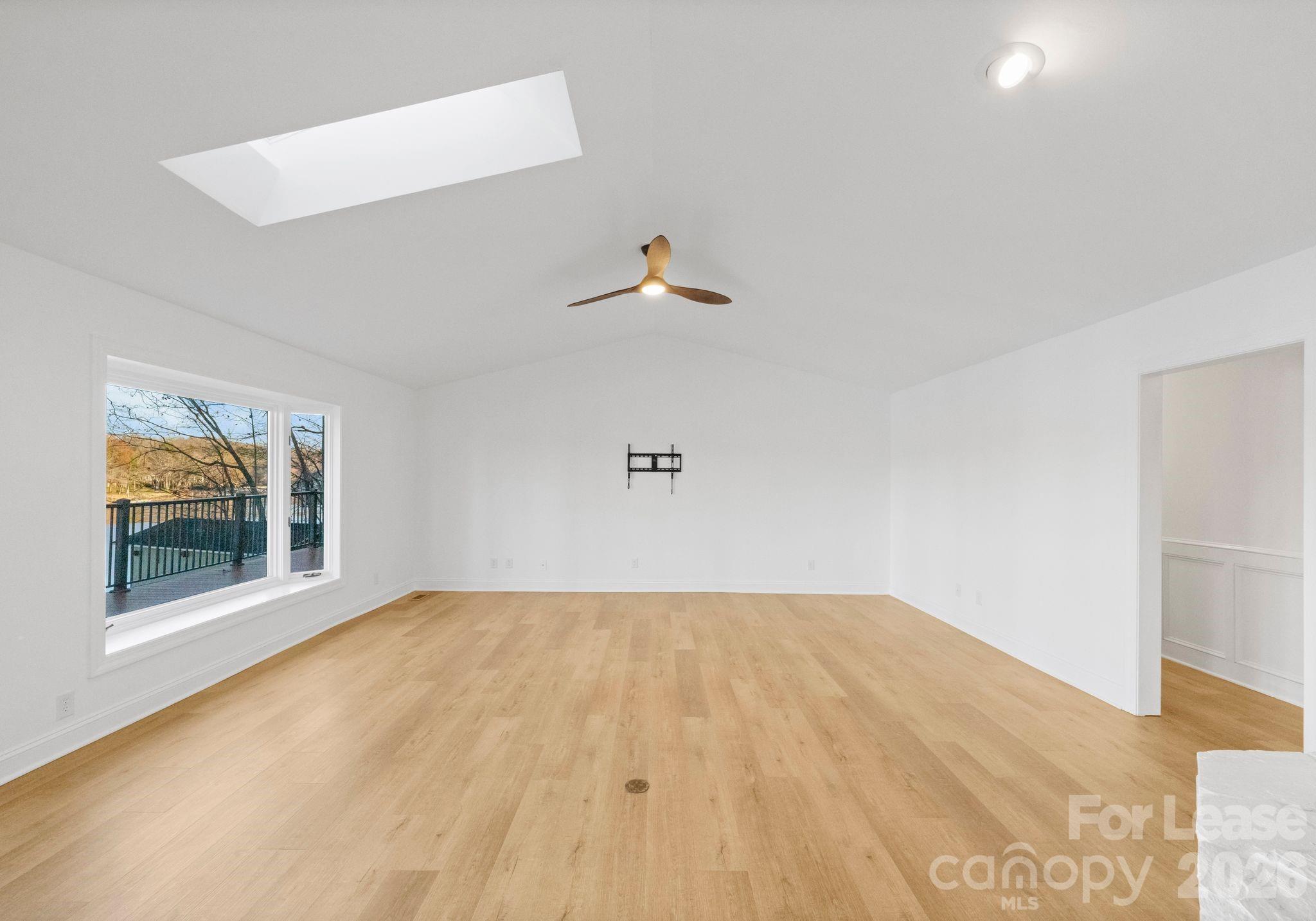 19709 Stough Farm Road Property Photo 13