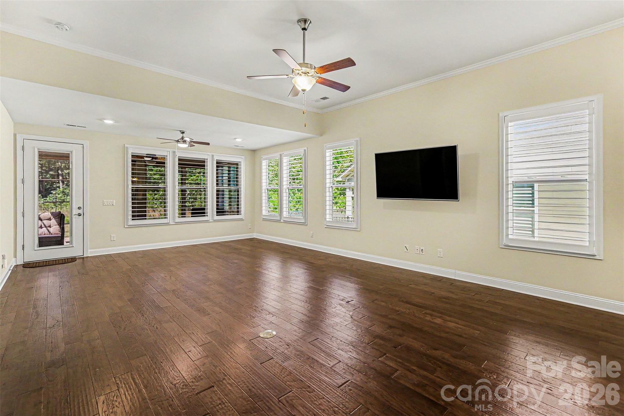 8407 Festival Way Property Photo 23