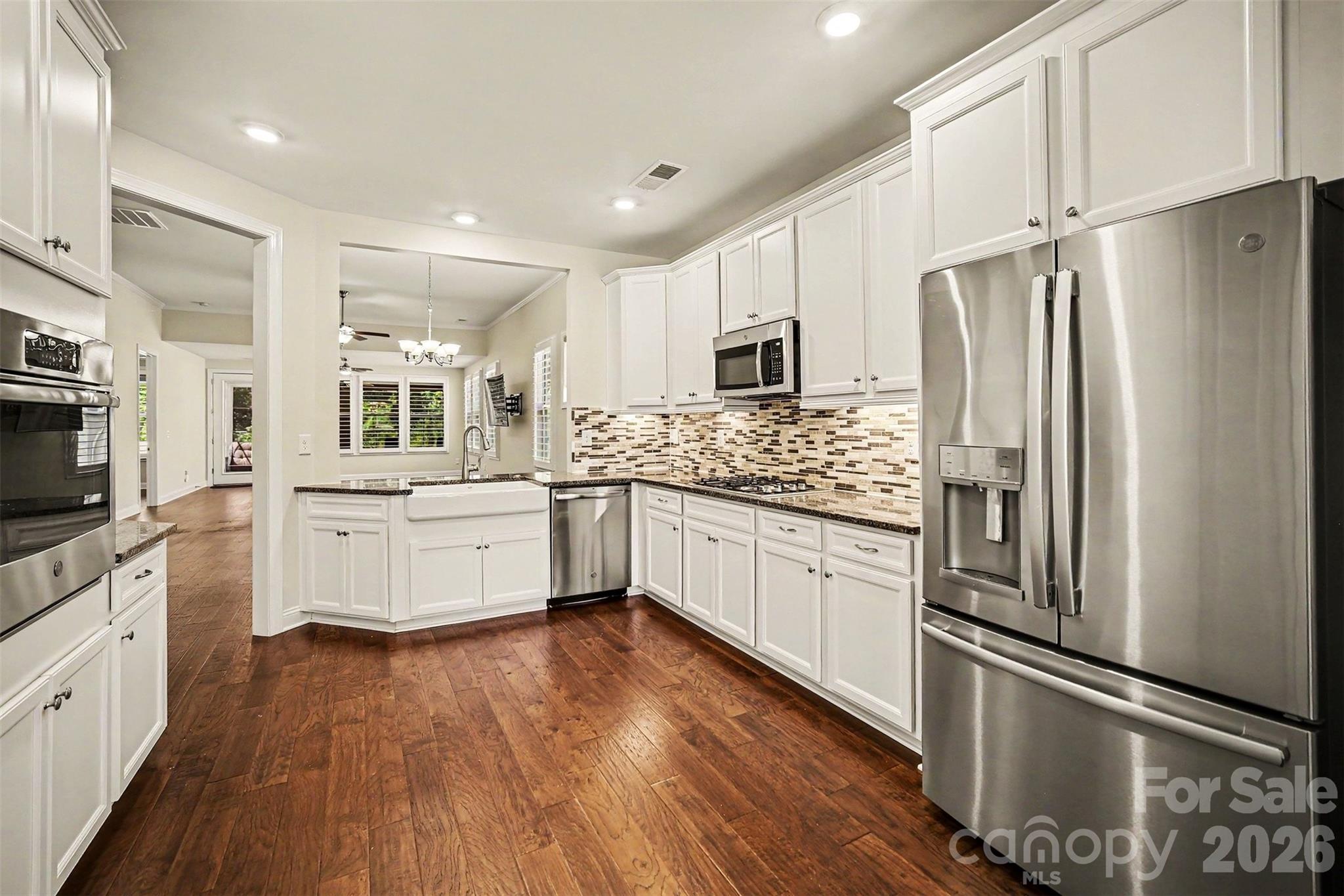 8407 Festival Way Property Photo 25