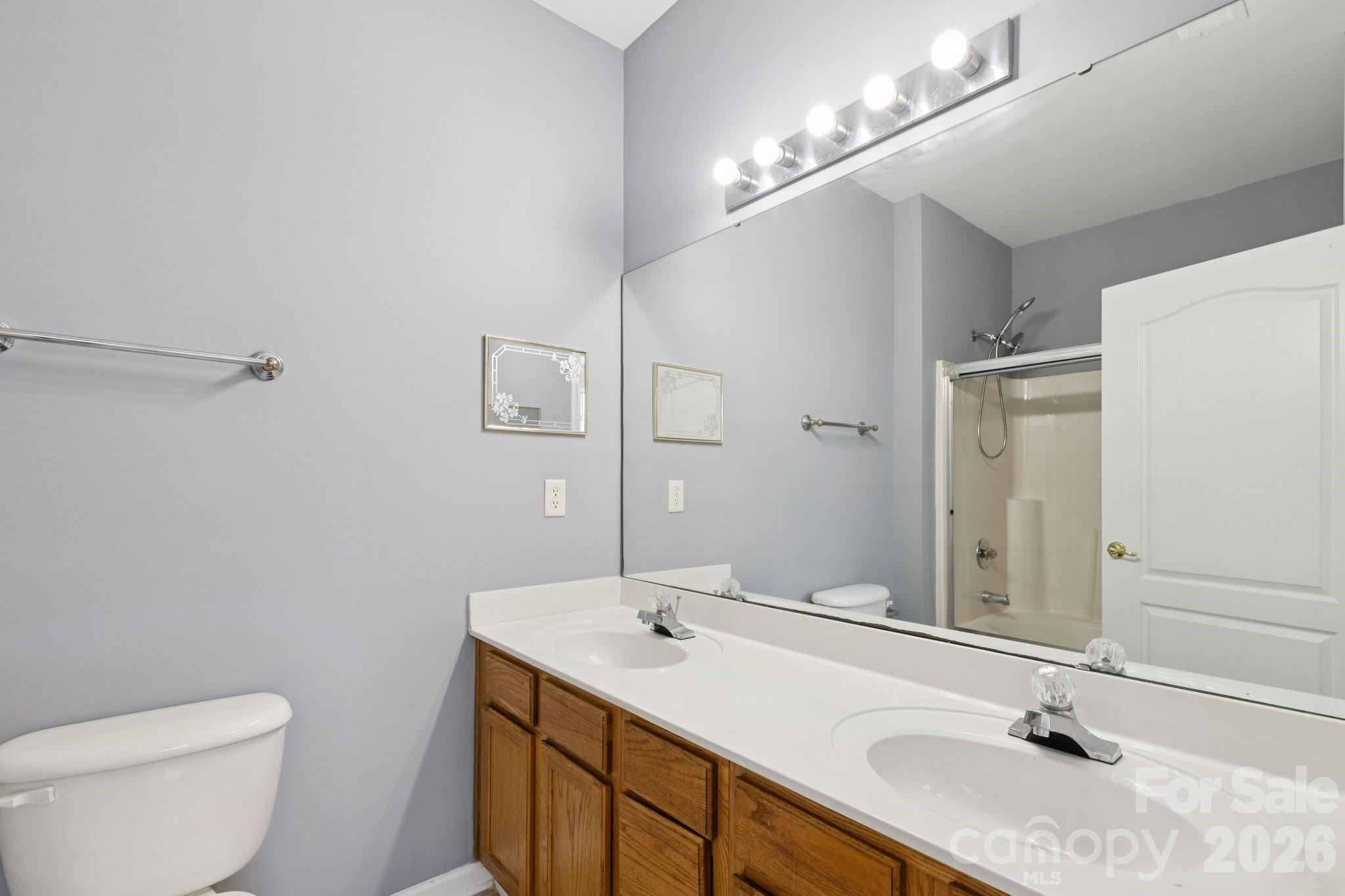 7325 Michaels Landing Drive Property Photo 16