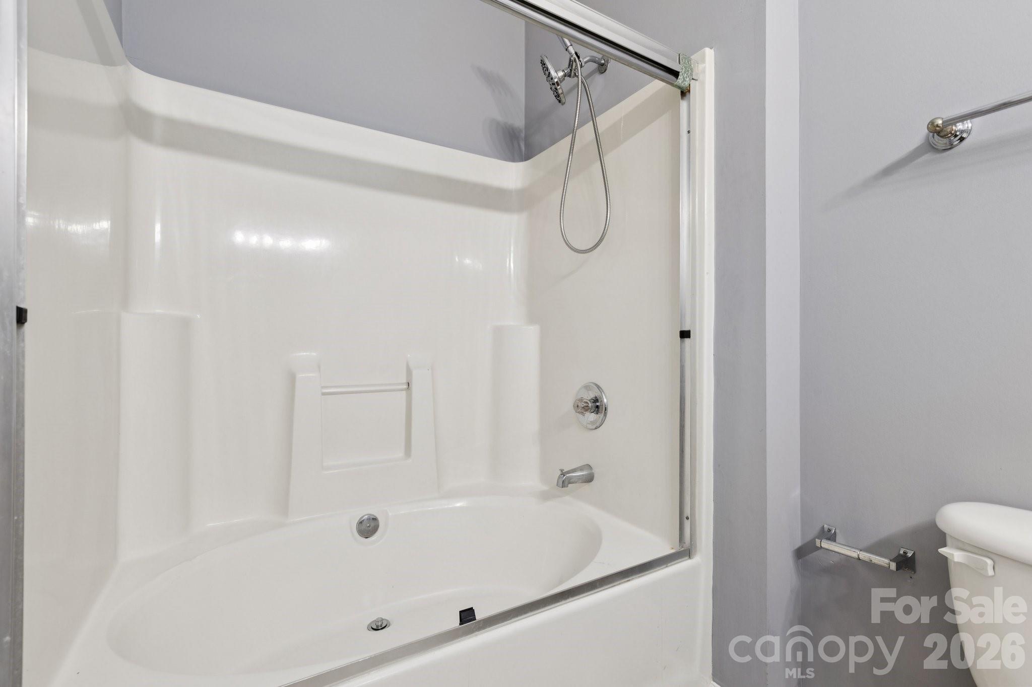 7325 Michaels Landing Drive Property Photo 17
