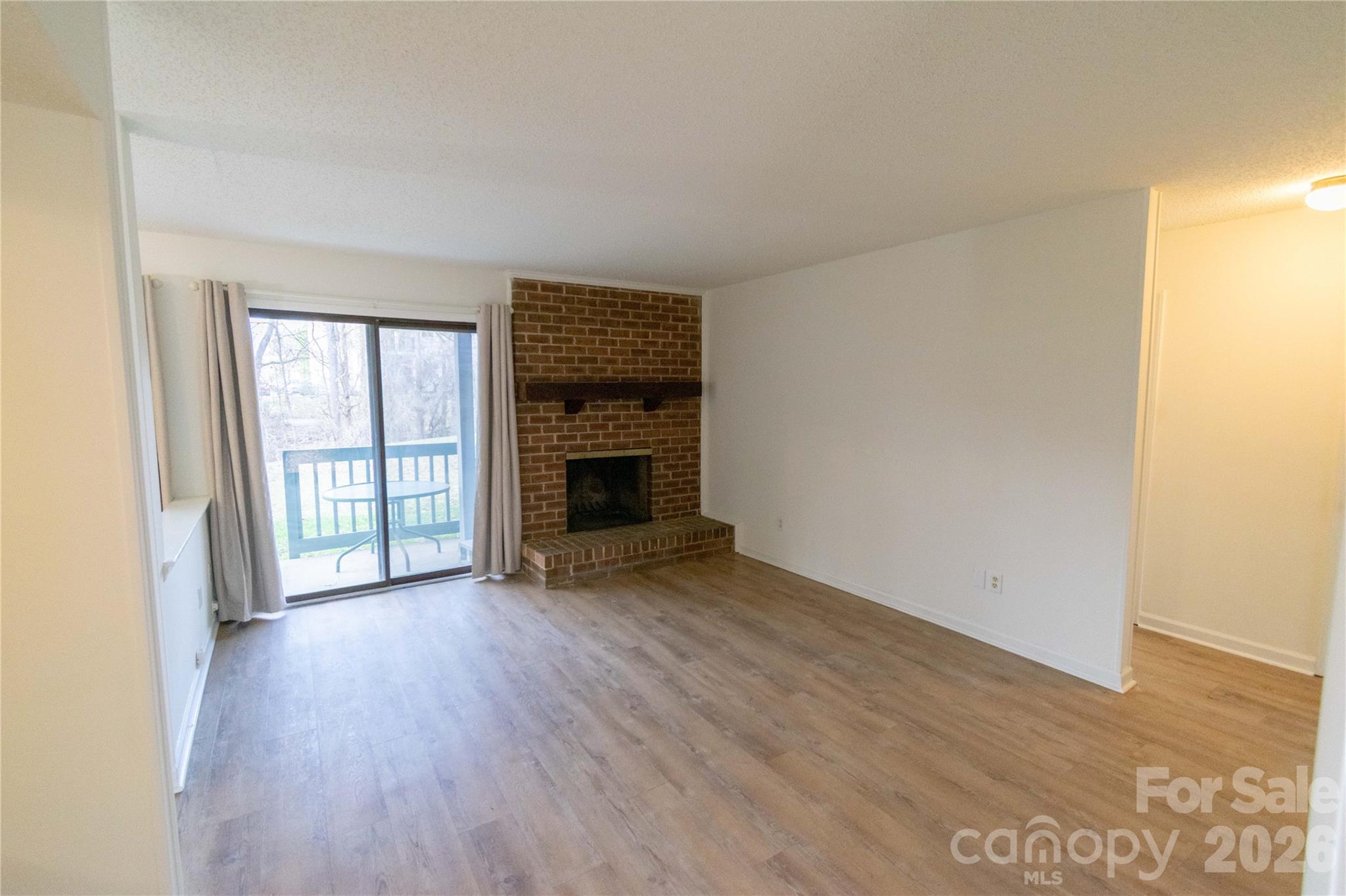 11042 Harrowfield Road Property Photo 4