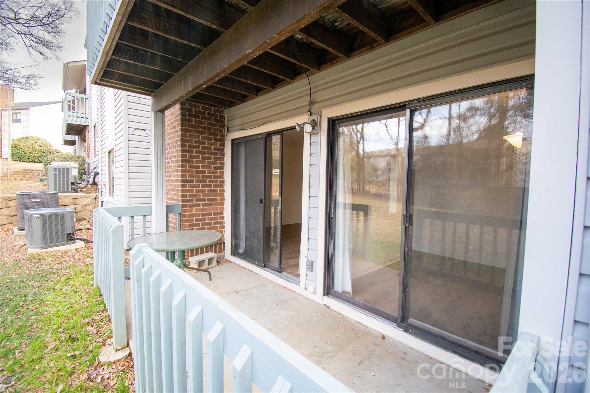 11042 Harrowfield Road Property Photo 16