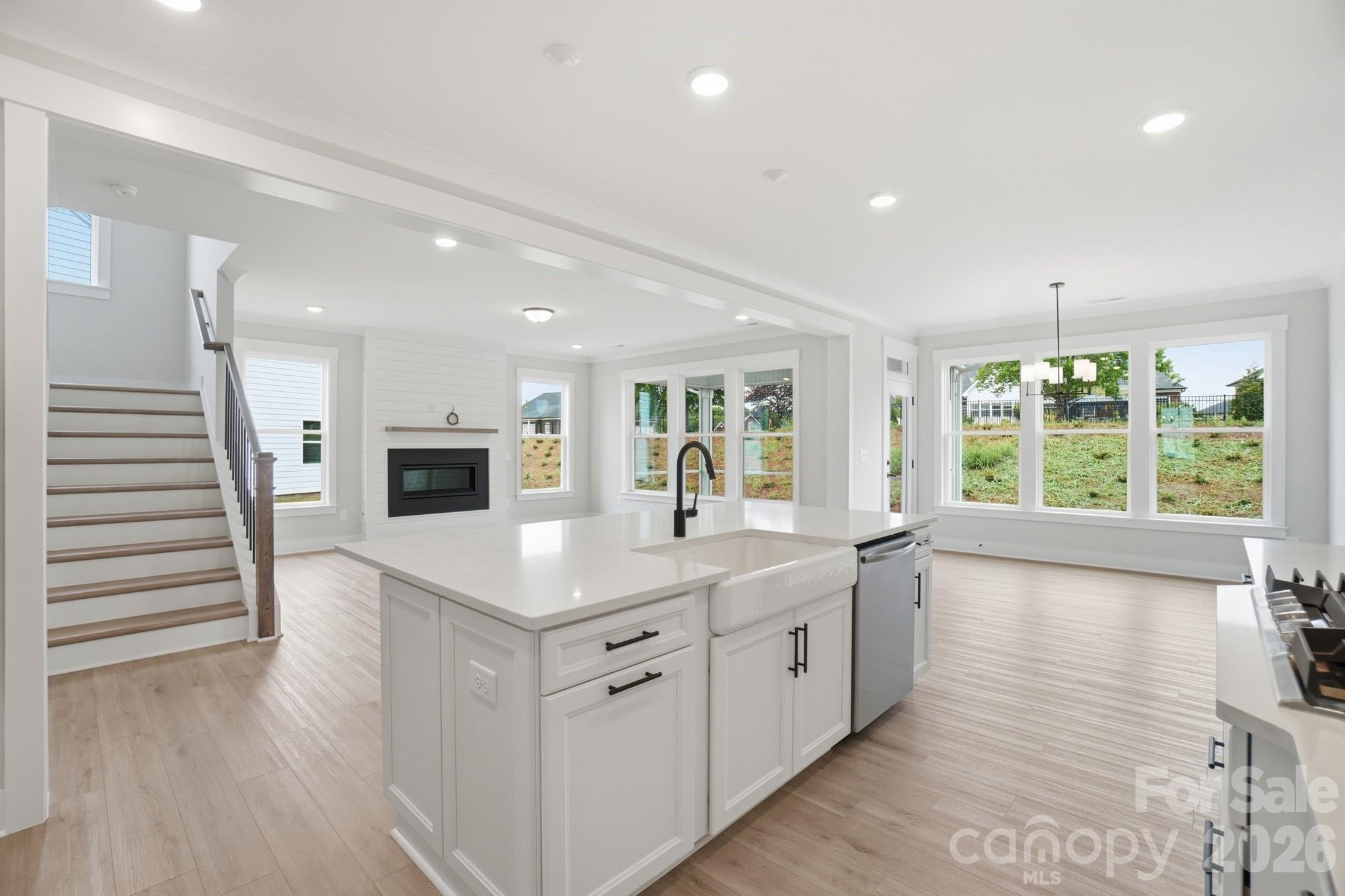 7144 Bil-mar Drive Property Photo 14