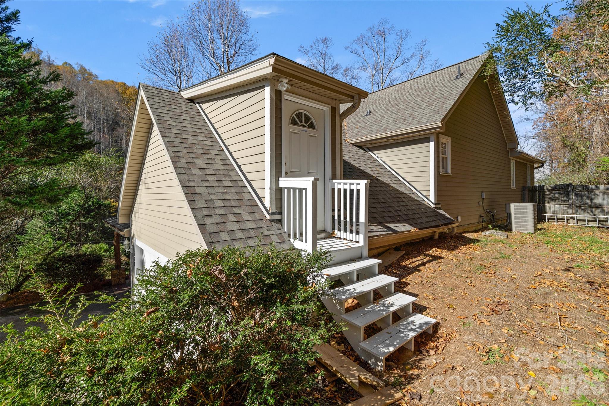 571 Terrys Gap Road 3 Property Photo 41