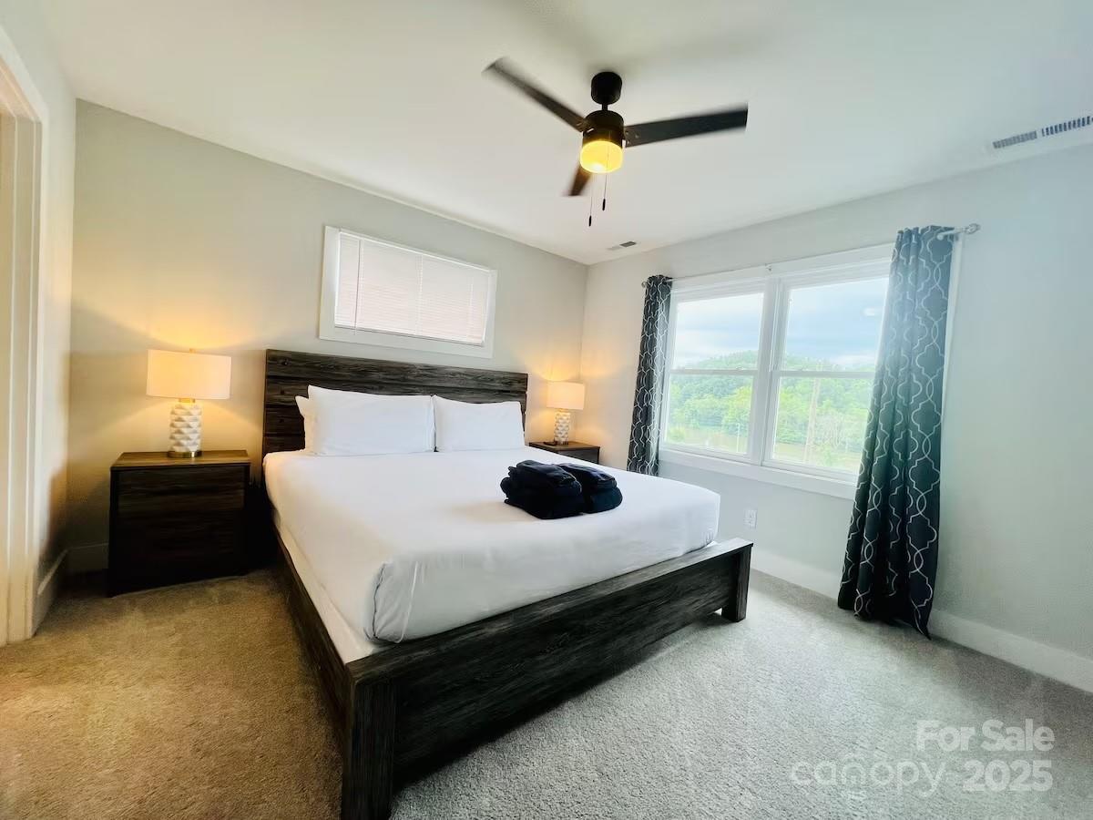 1061 Riverside Drive Property Photo 27