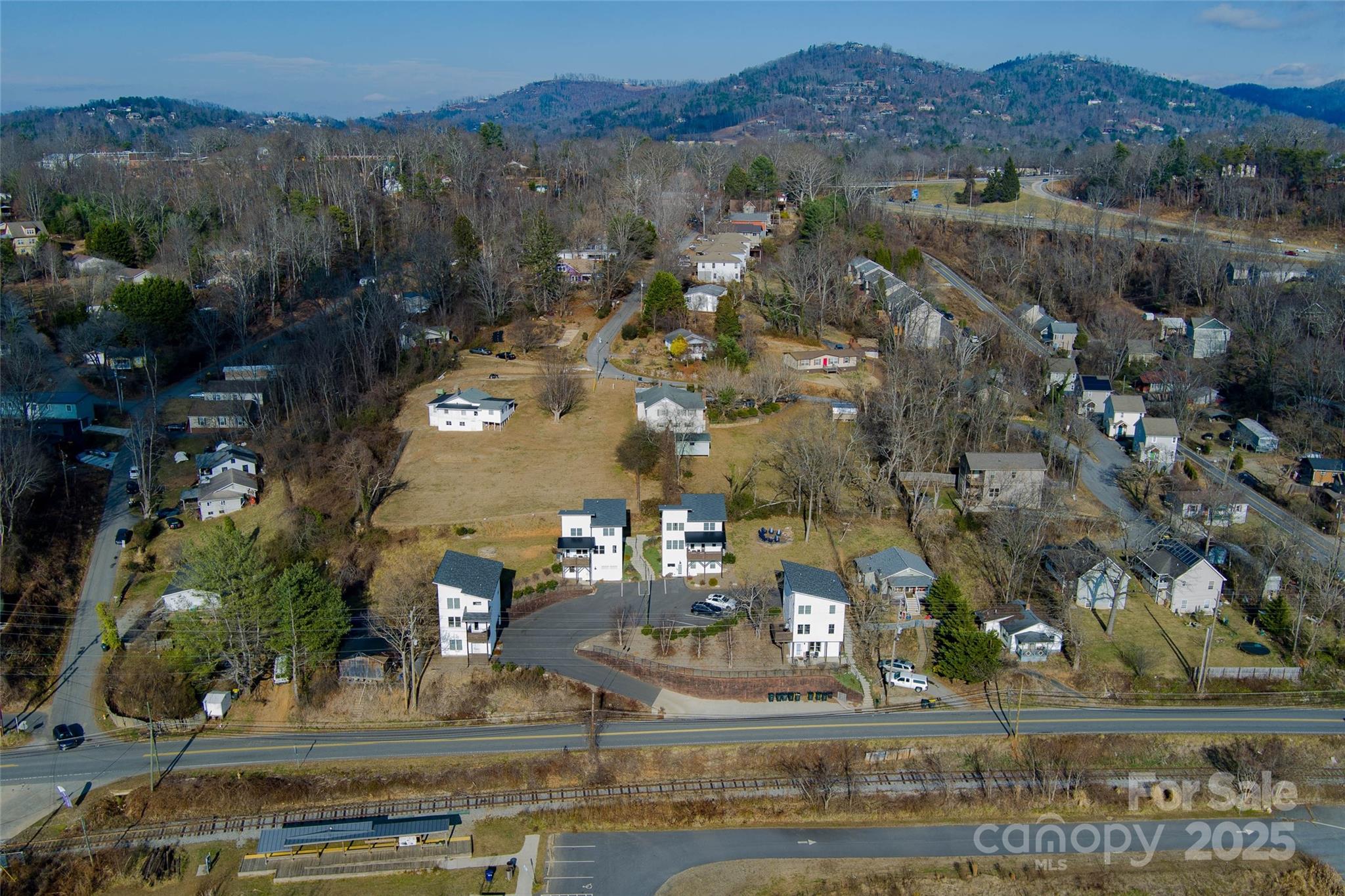 1061 Riverside Drive Property Photo 35