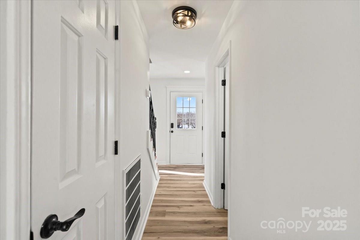 221 Pennington Road Property Photo 3