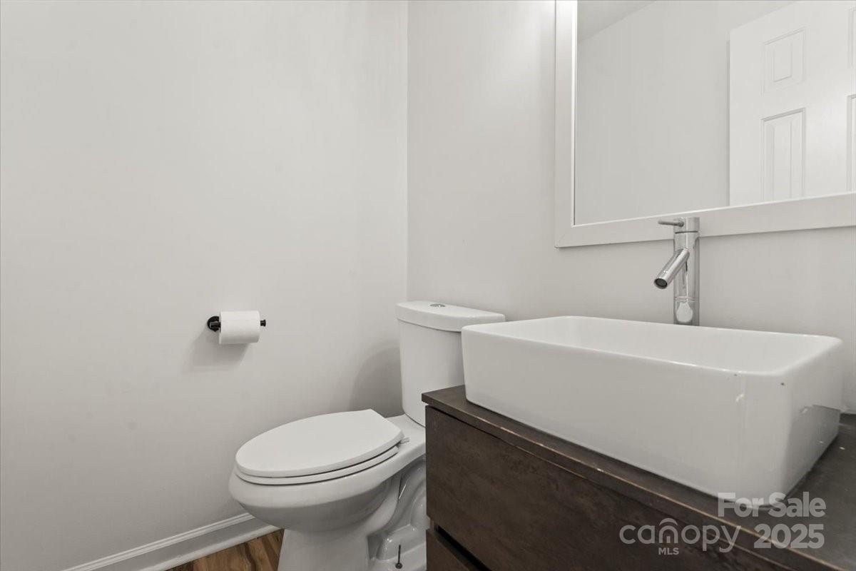 221 Pennington Road Property Photo 4