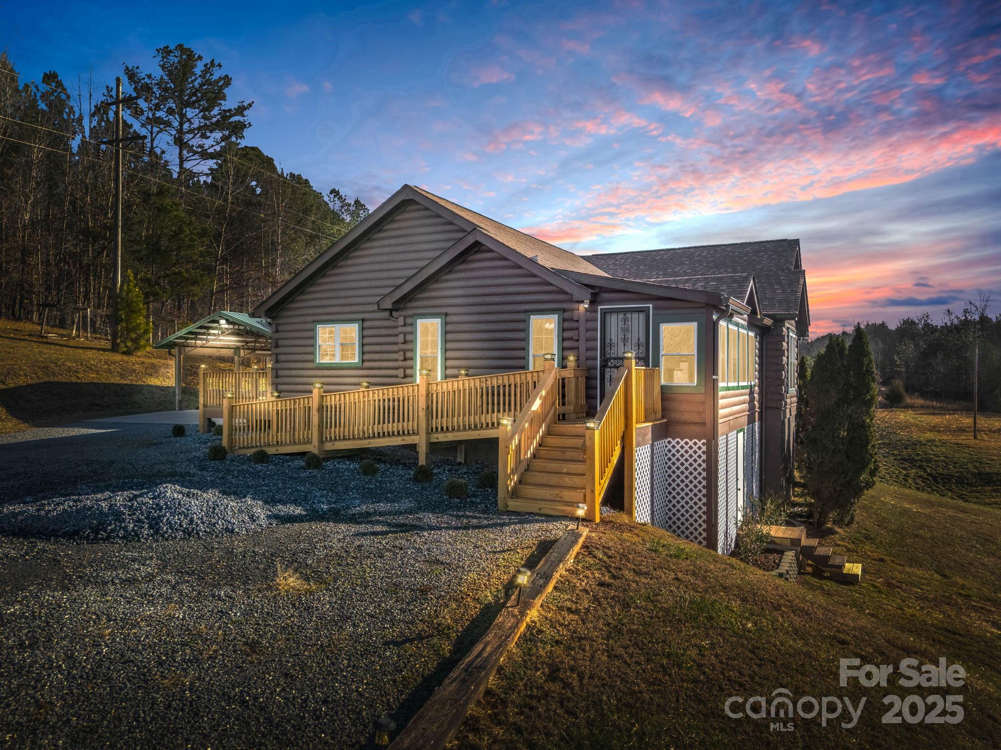 526 River Road Property Photo 1