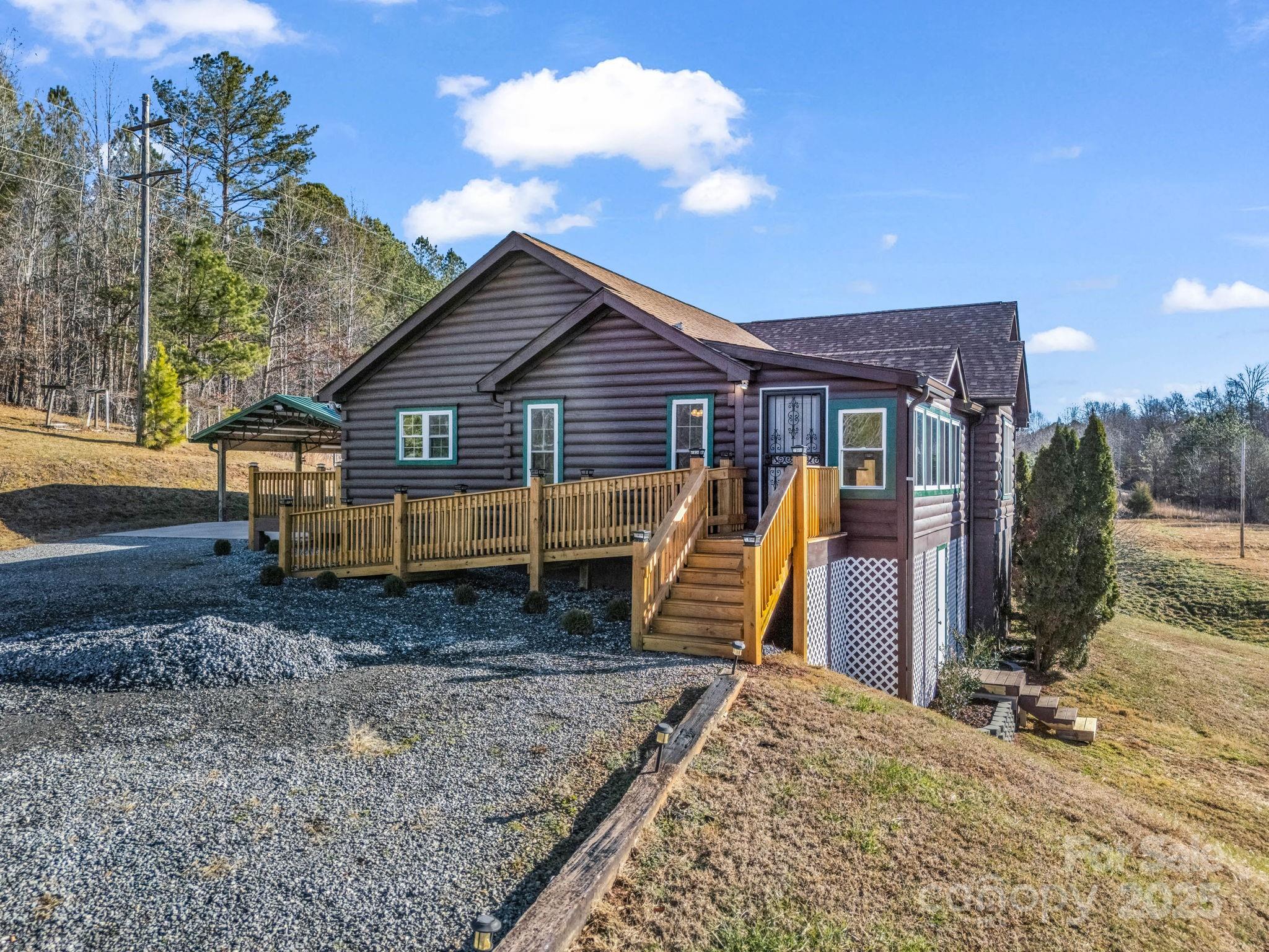 526 River Road Property Photo 2