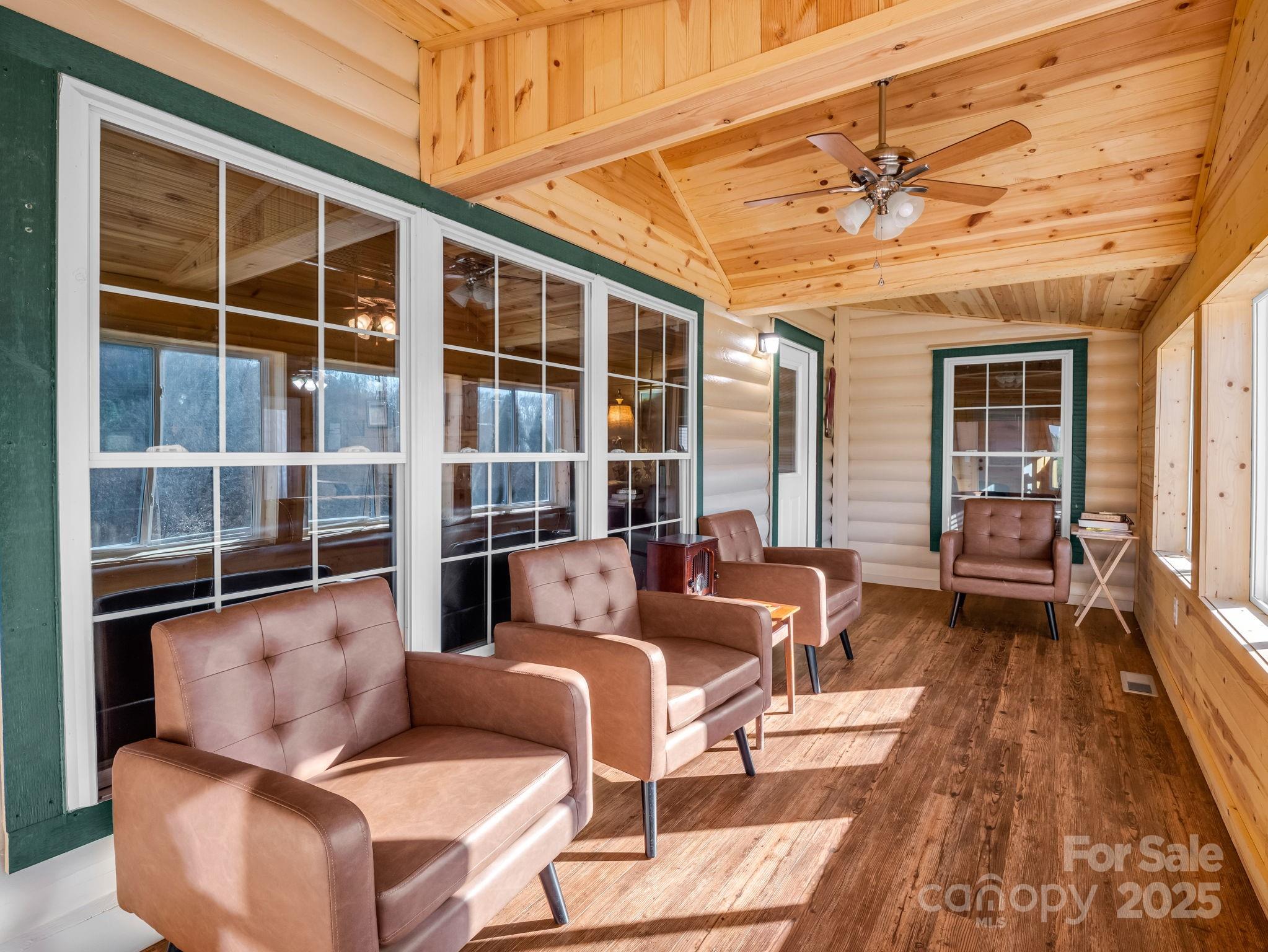 526 River Road Property Photo 11