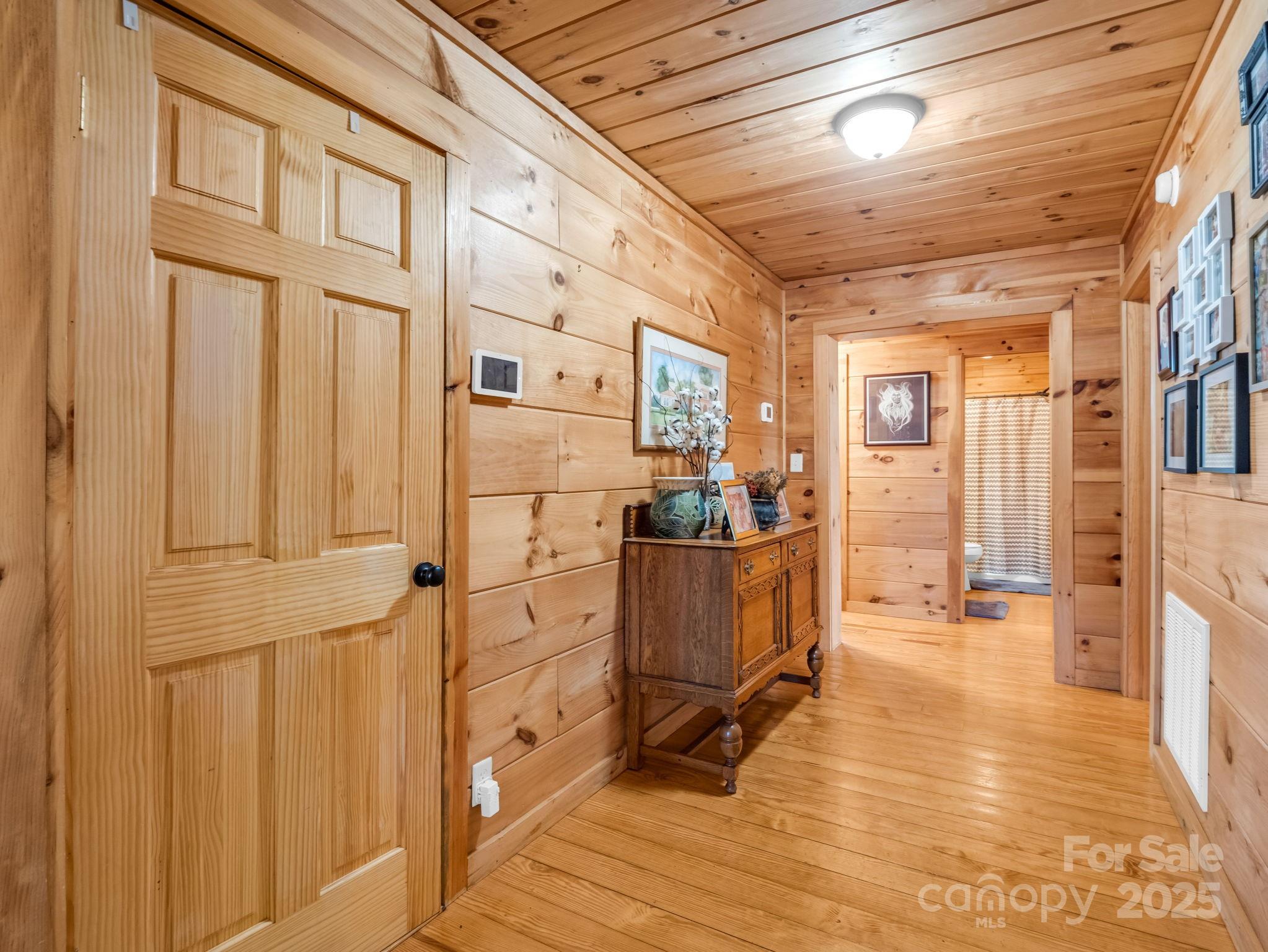 526 River Road Property Photo 18