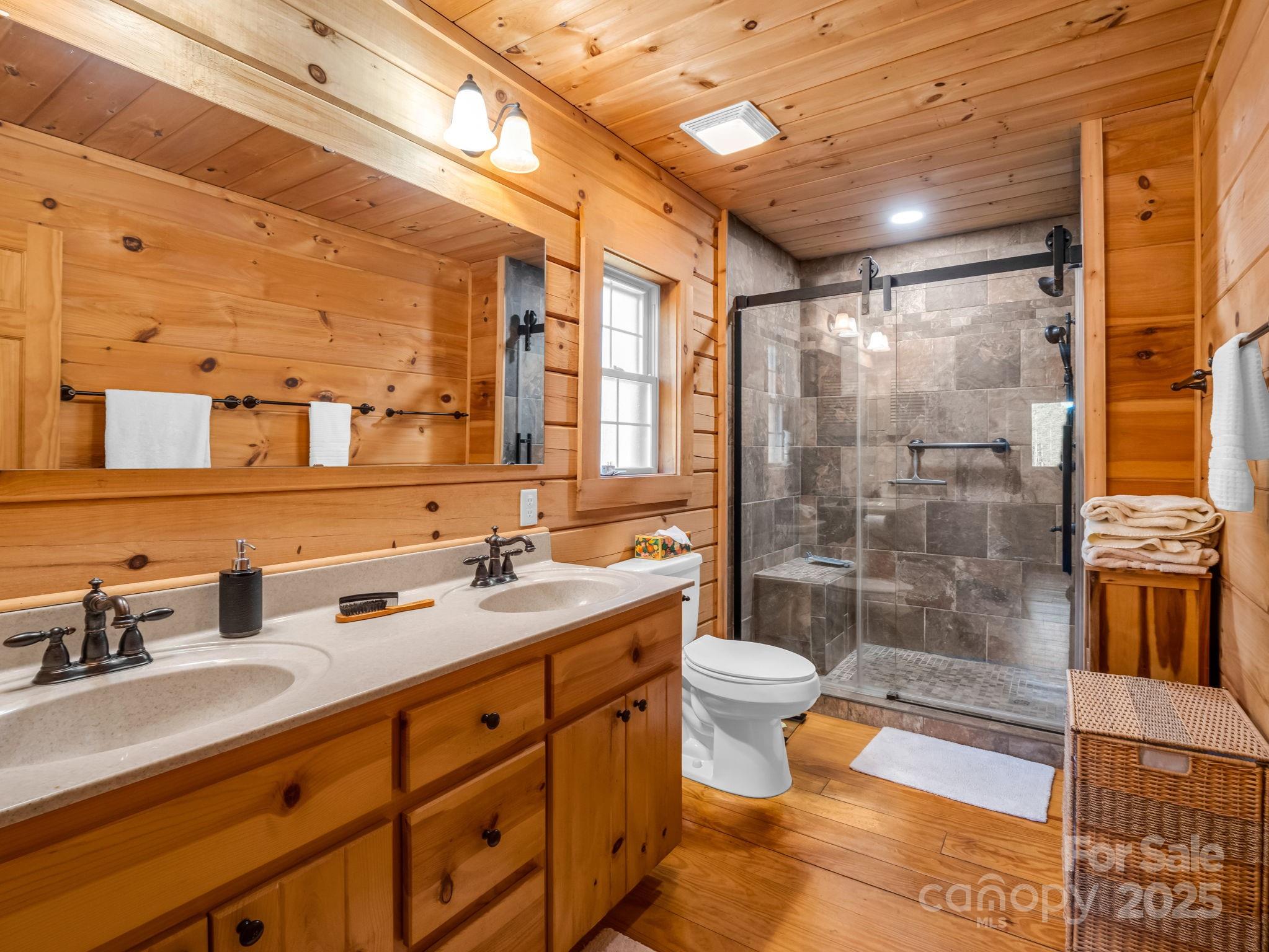 526 River Road Property Photo 24
