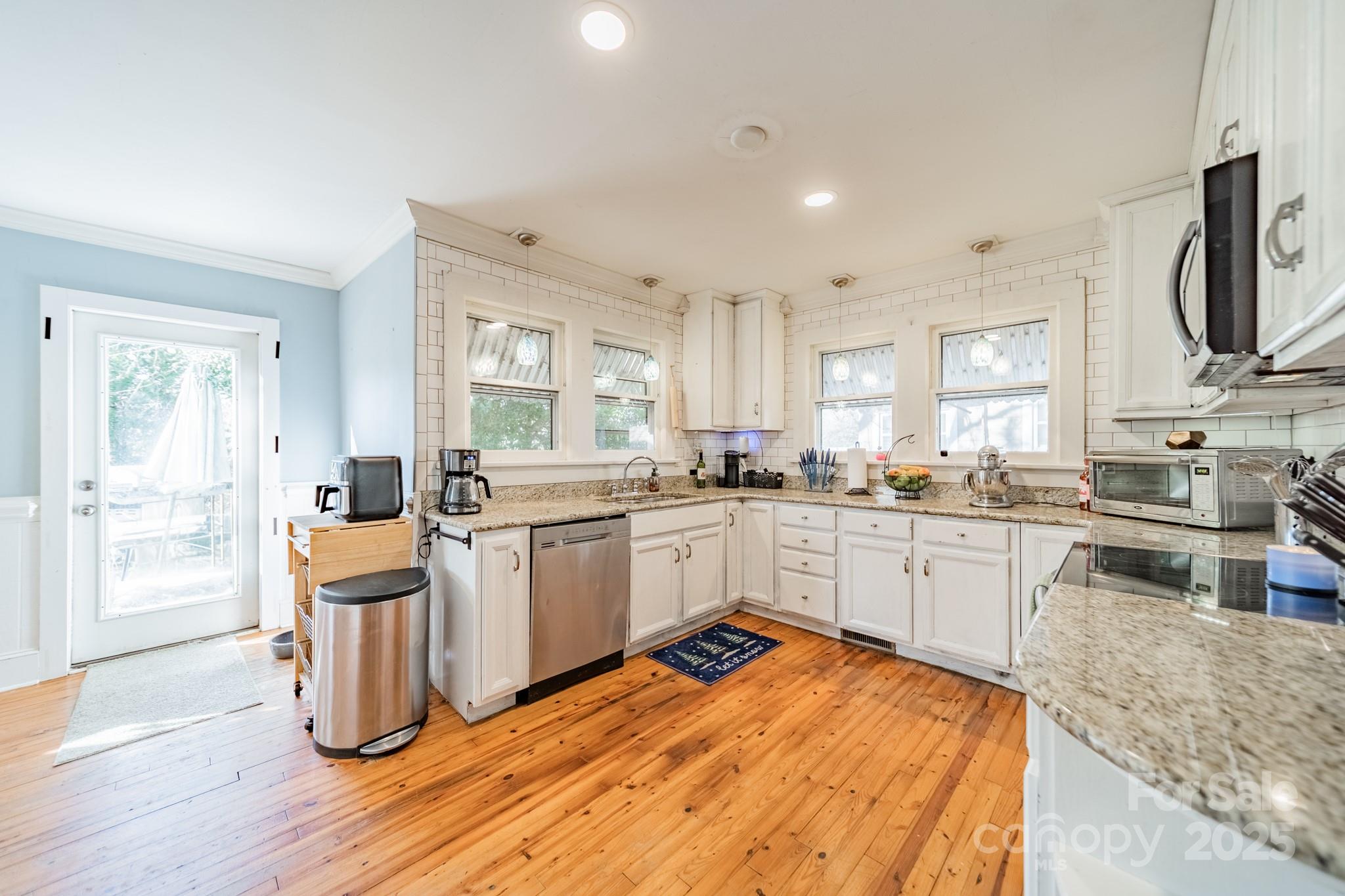 503 4th Street Property Photo 10