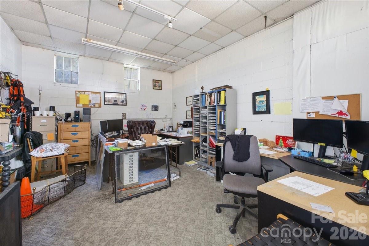 2644 Shenandoah Avenue Property Photo 7