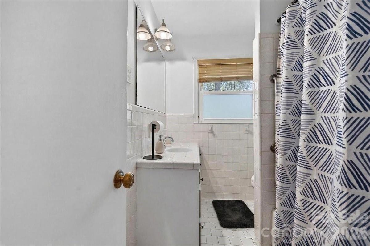962 Sherwood Circle Property Photo 21