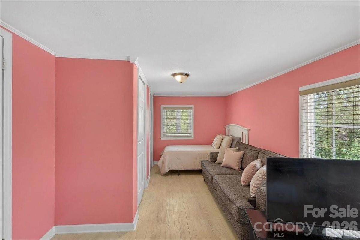 962 Sherwood Circle Property Photo 27