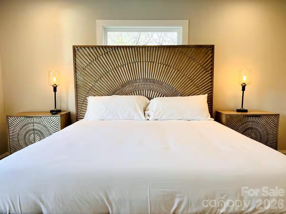 1063 Riverside Drive Property Photo 16