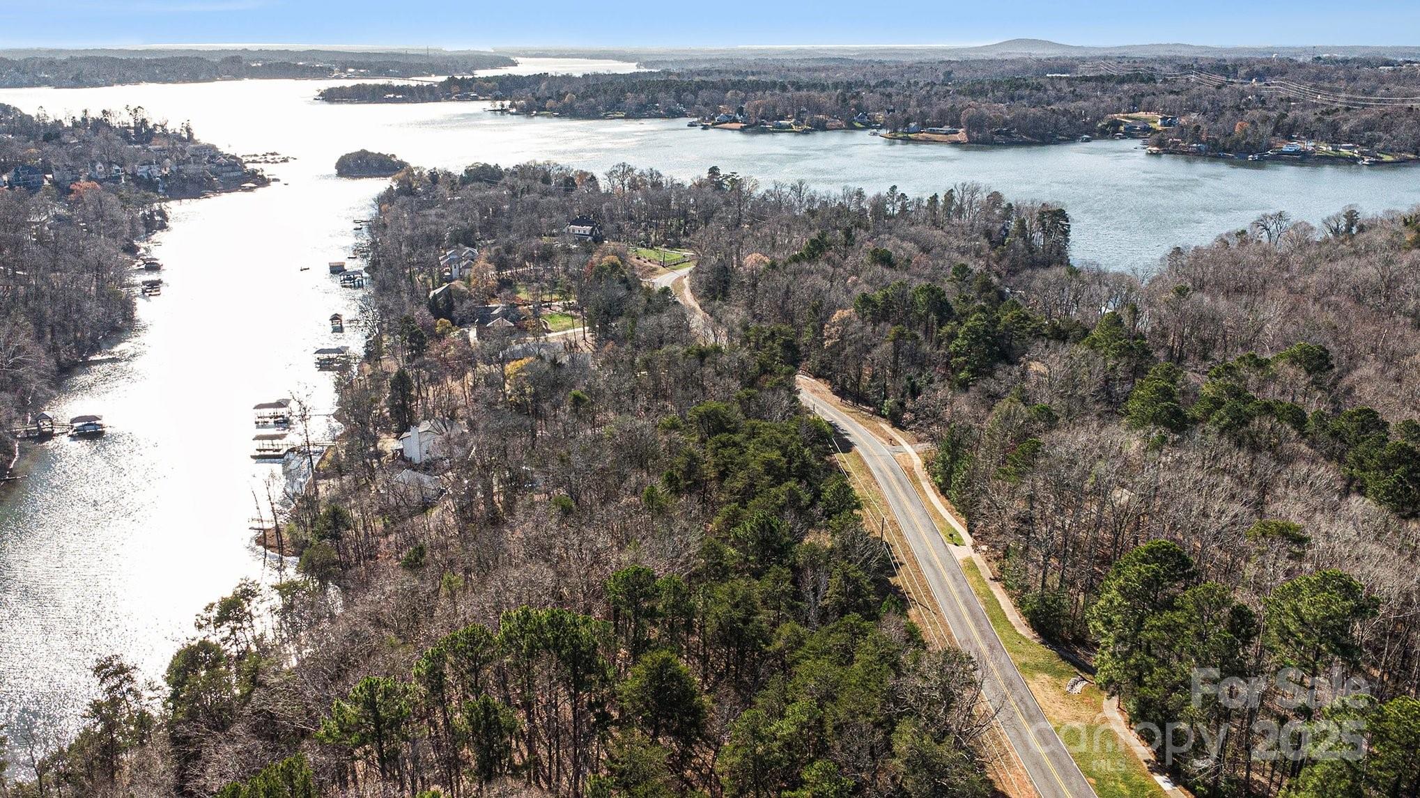 9026 Island Point Road Property Photo 9