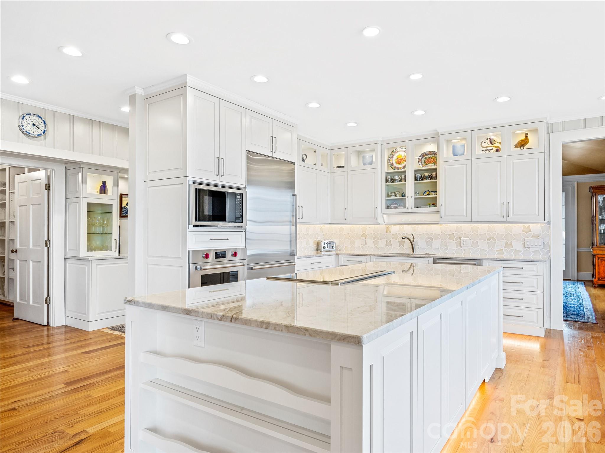 35 Peach Knob Drive Property Photo 6
