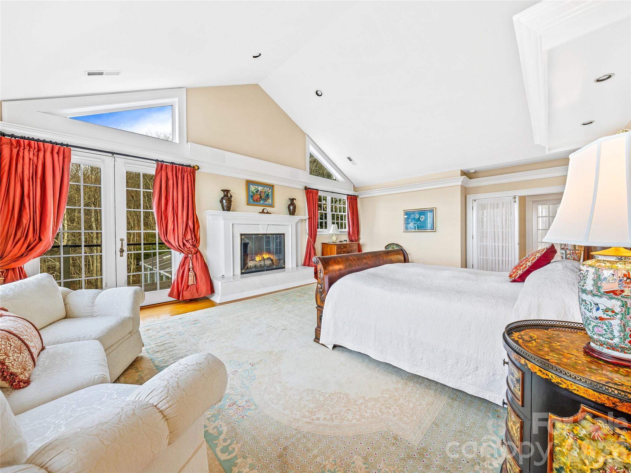 35 Peach Knob Drive Property Photo 21