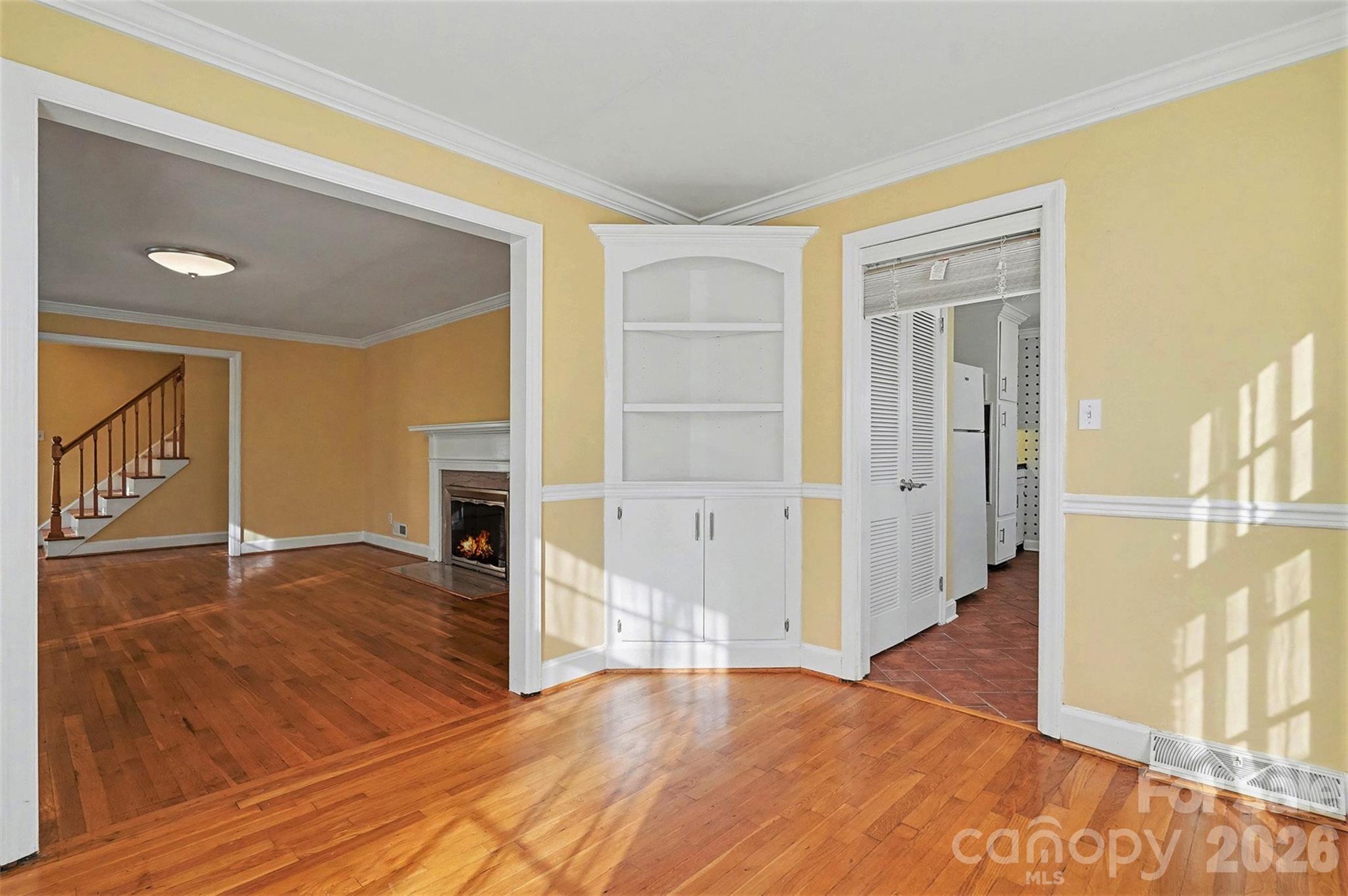 1215 Robinhood Circle Property Photo 7