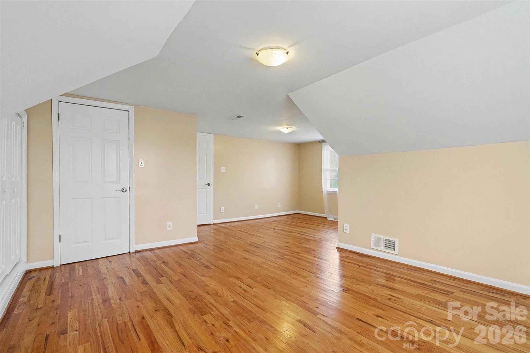 1215 Robinhood Circle Property Photo 26
