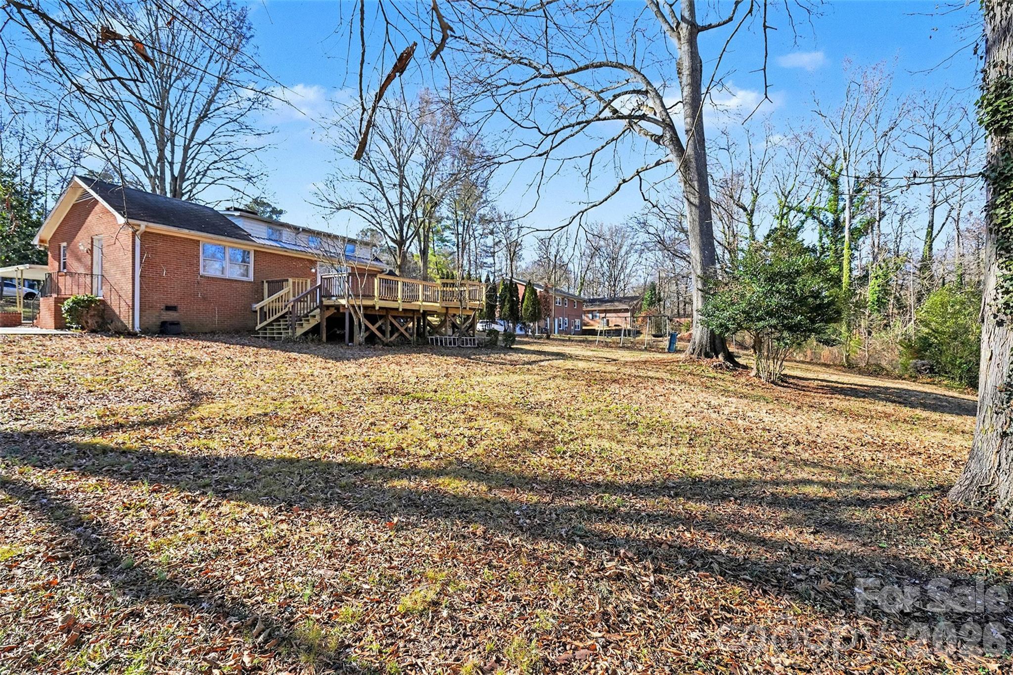 1215 Robinhood Circle Property Photo 28