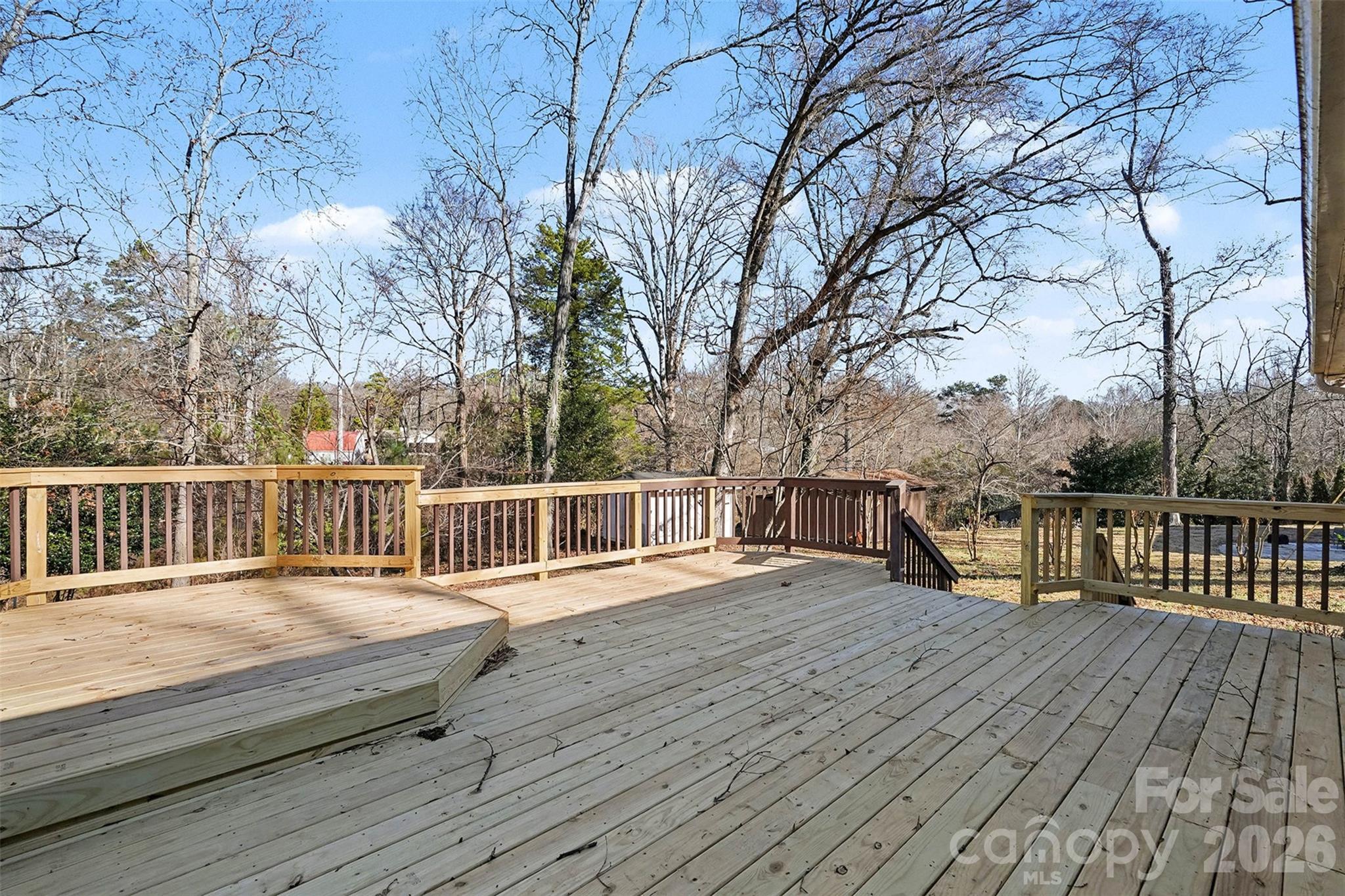 1215 Robinhood Circle Property Photo 29