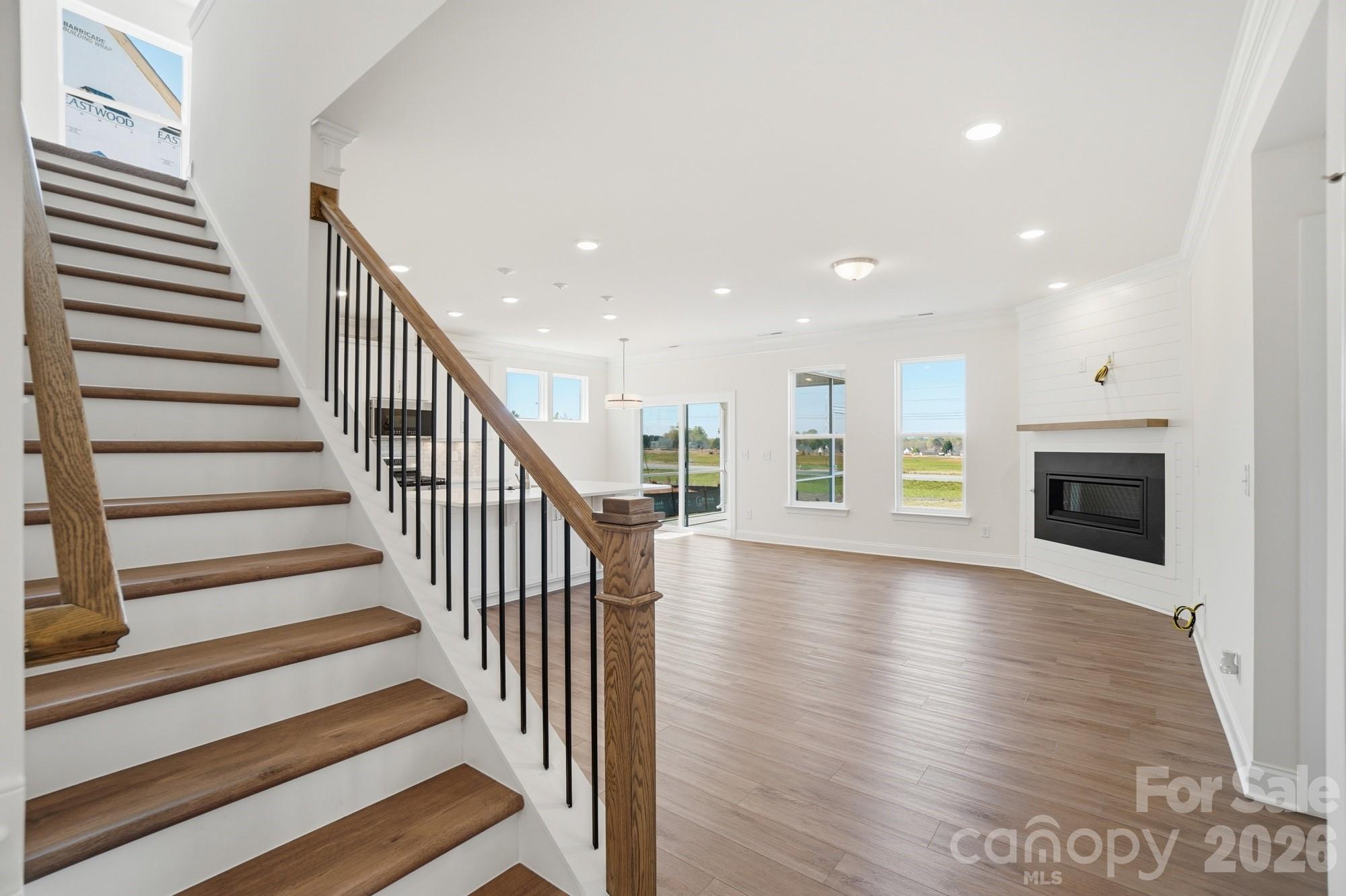 3073 Founding Fathers Drive Property Photo 6