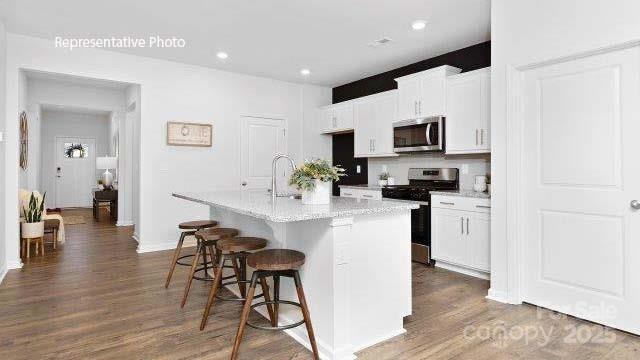 211 Mary Locke Way Property Photo 3
