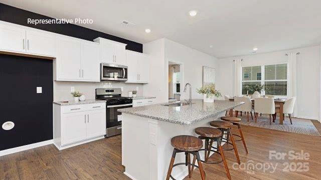 211 Mary Locke Way Property Photo 5