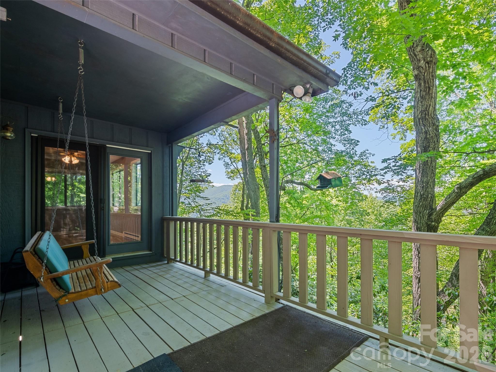 1392 Mount Chalet Road Property Photo 8