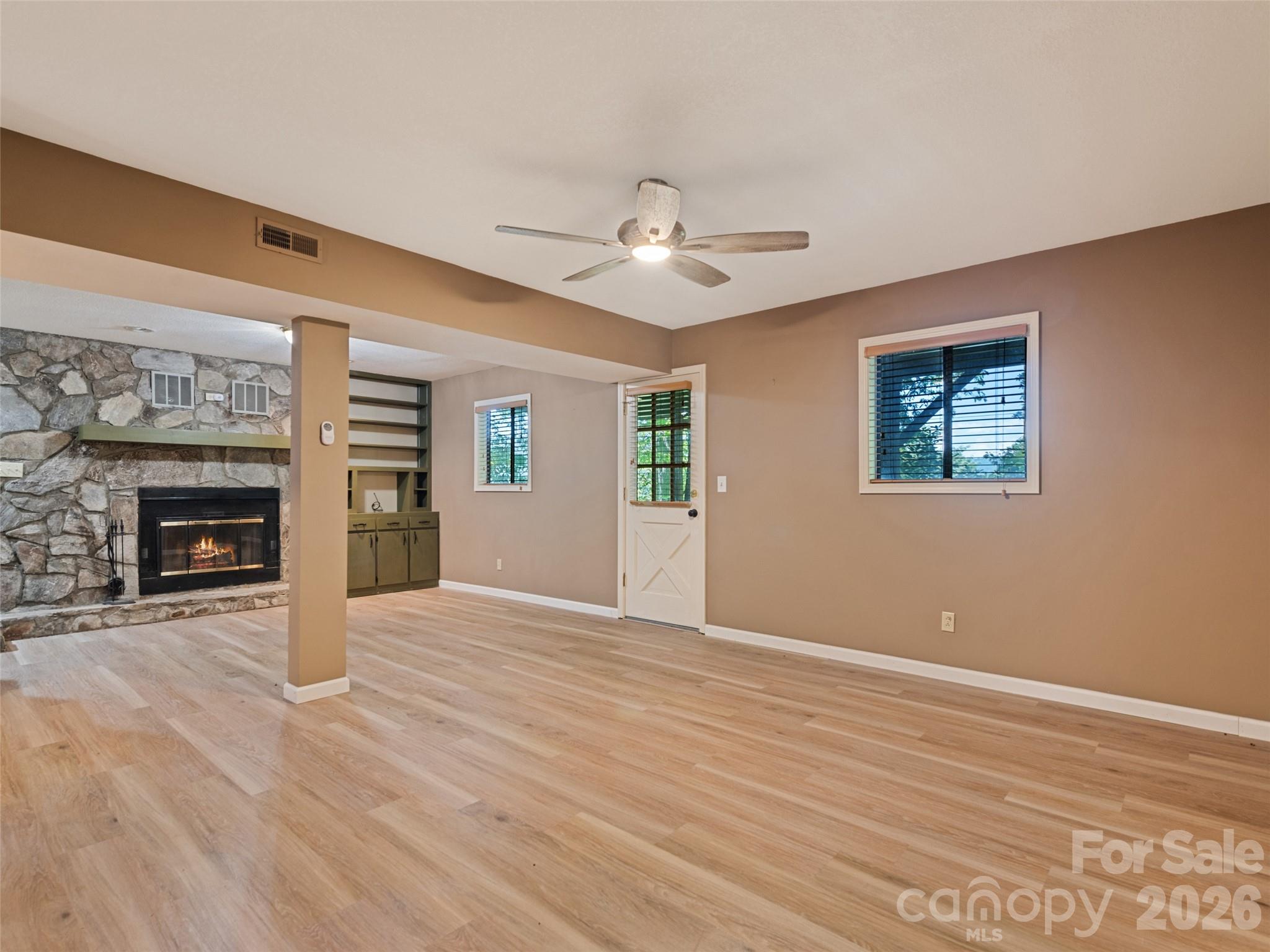 1392 Mount Chalet Road Property Photo 32