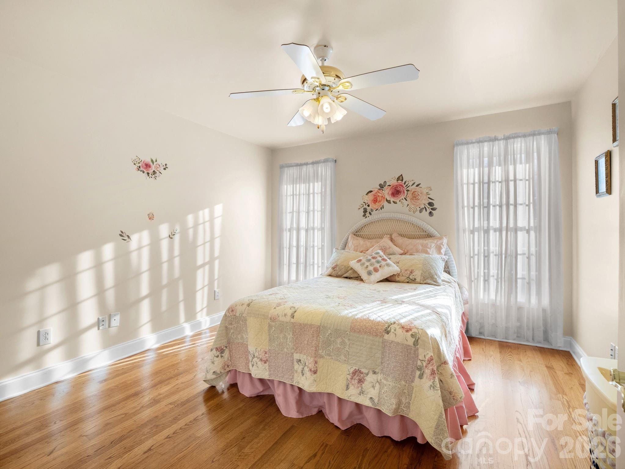 92 Rodaeo Drive Property Photo 13