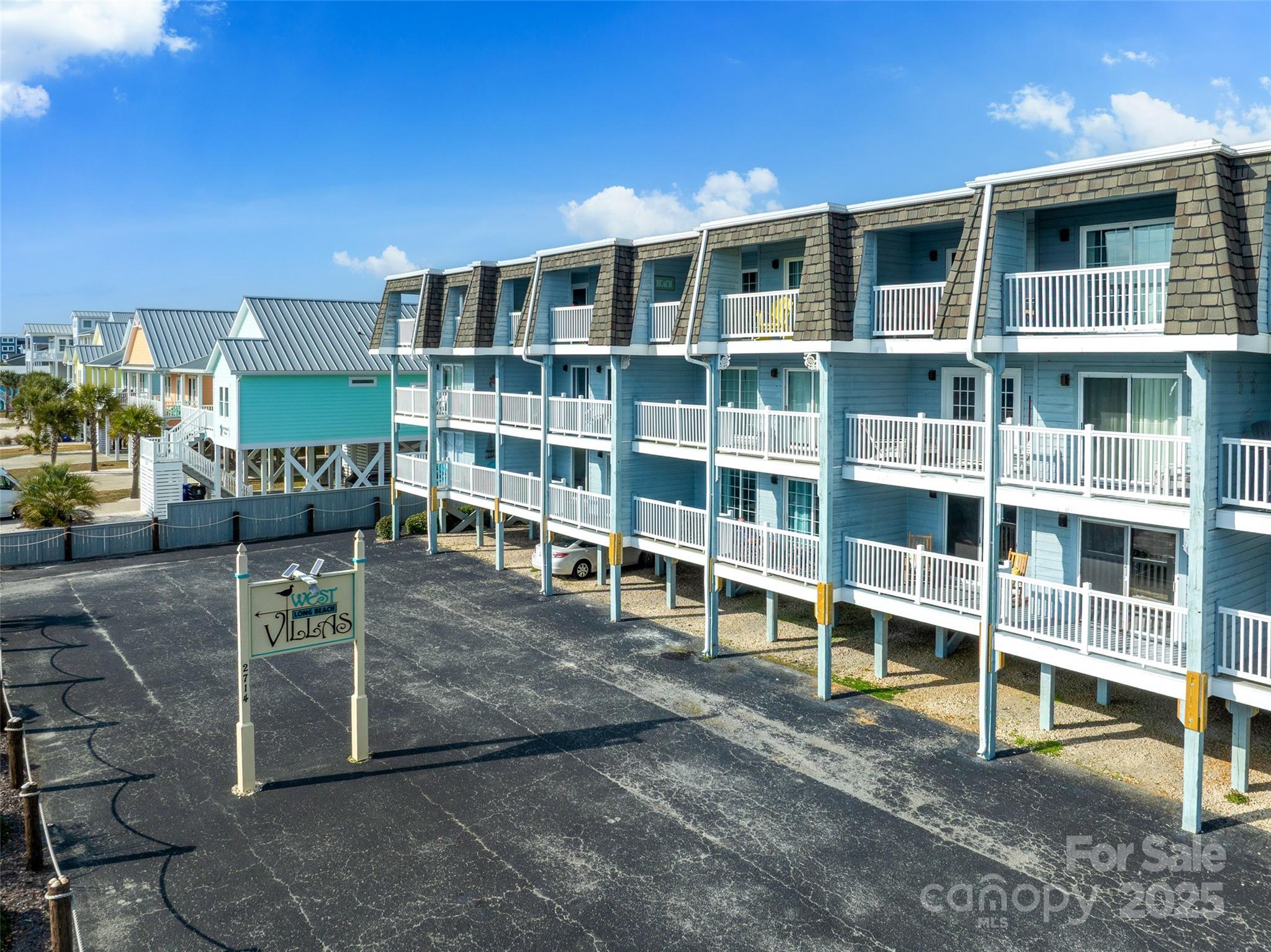 2714 W Beach Drive Property Photo 1