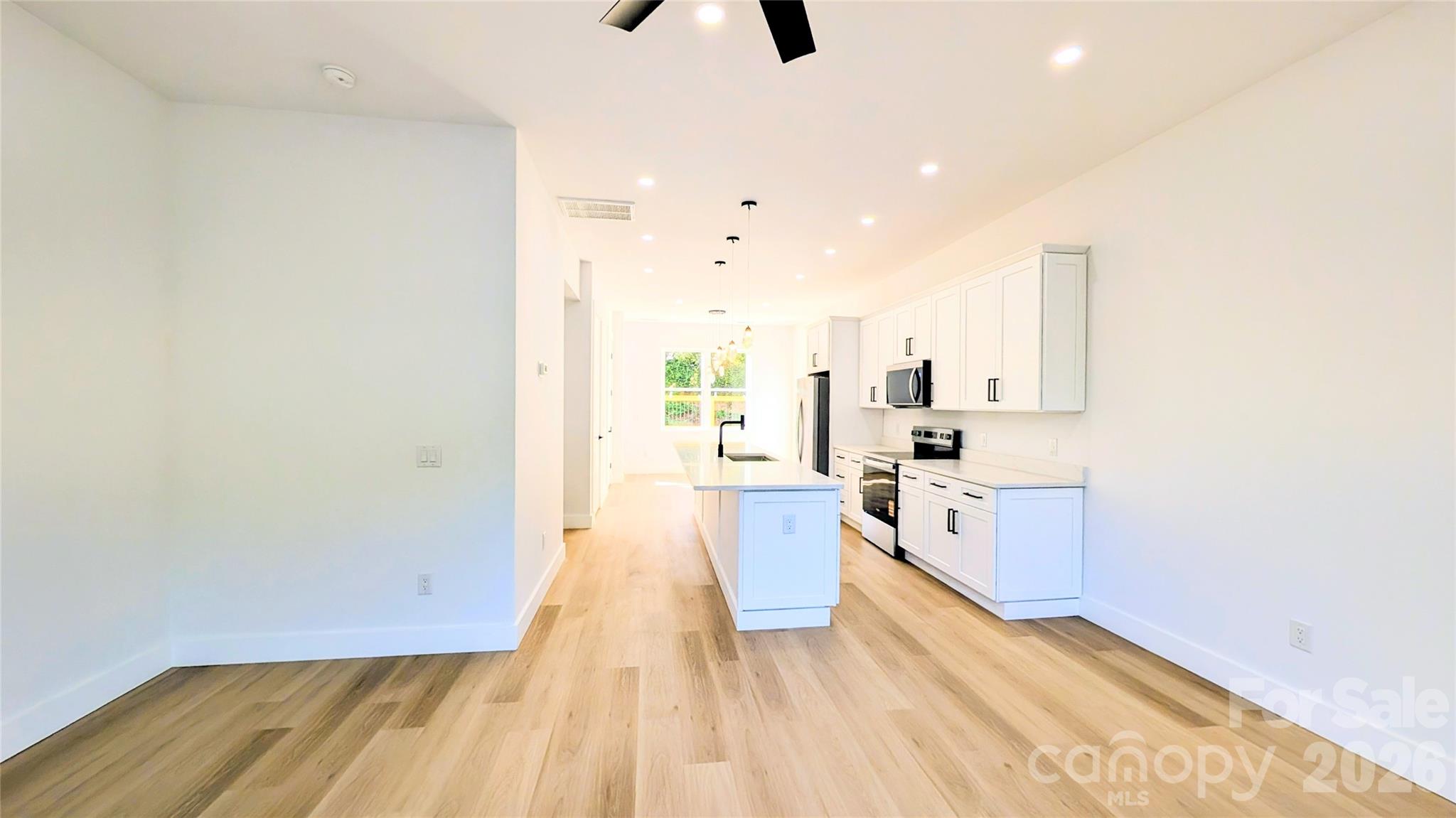 45 Richland Street Property Photo 6