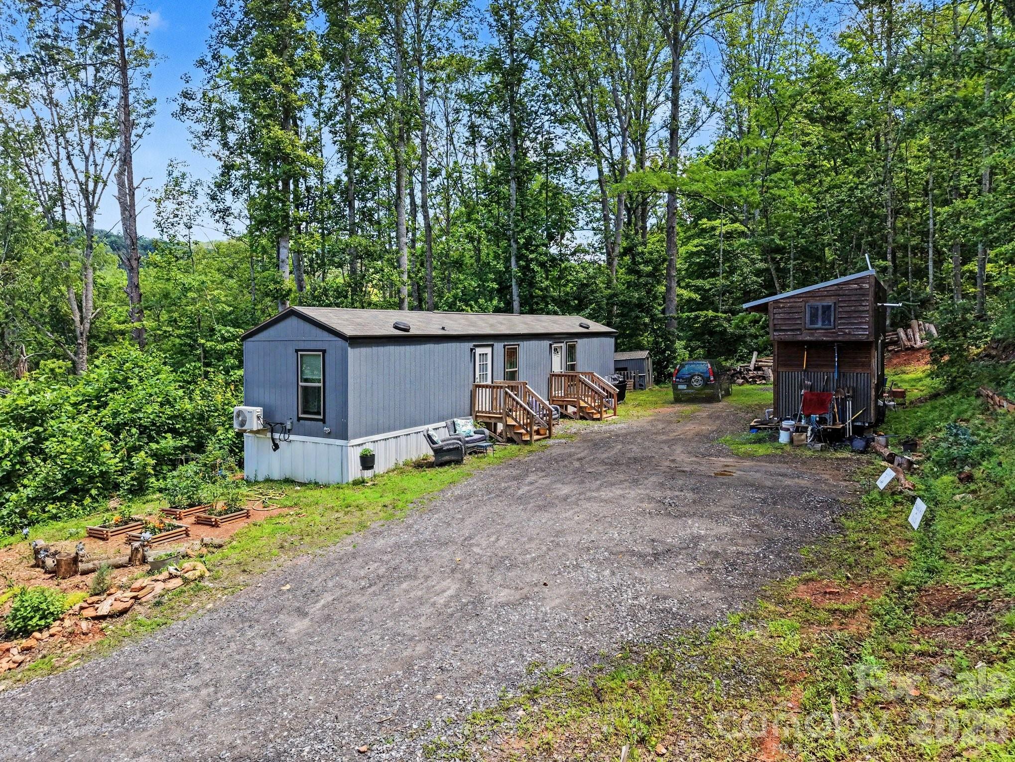 2828 E Pine Street Property Photo 41