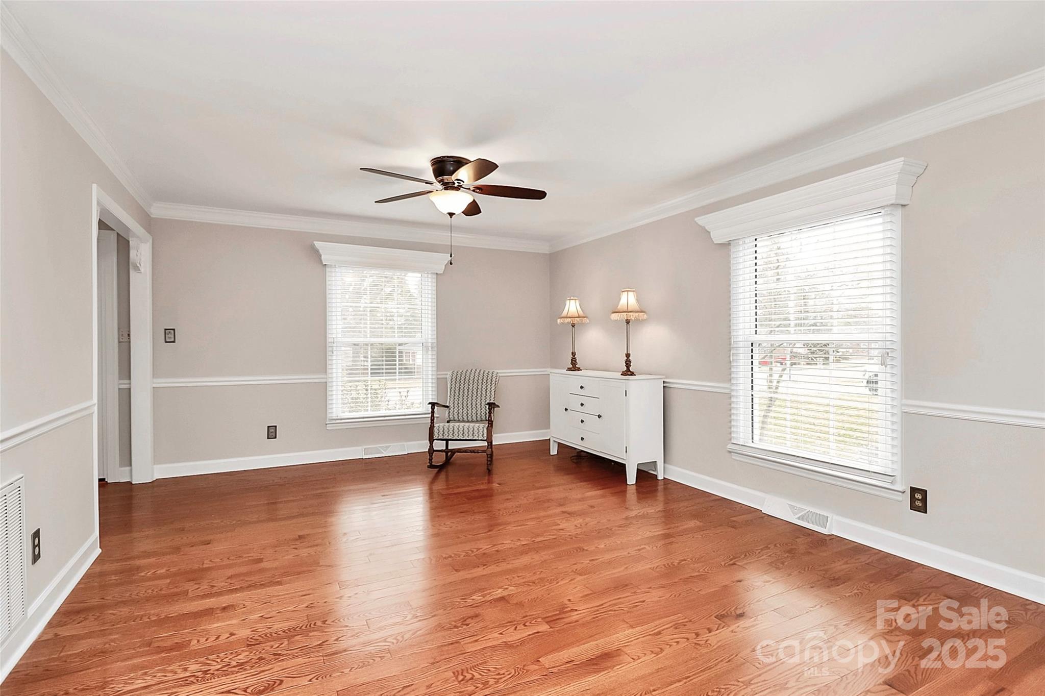 2468 Shaw Avenue Property Photo 9