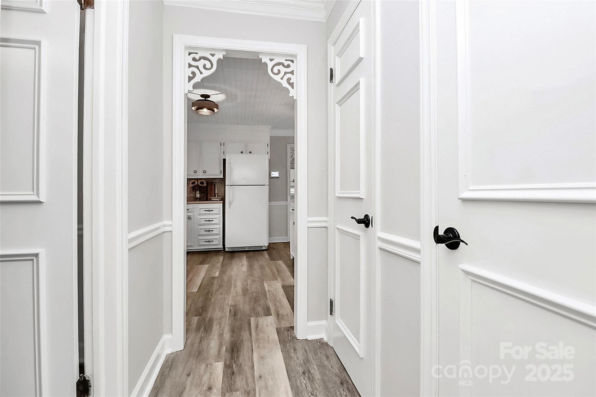 2468 Shaw Avenue Property Photo 11