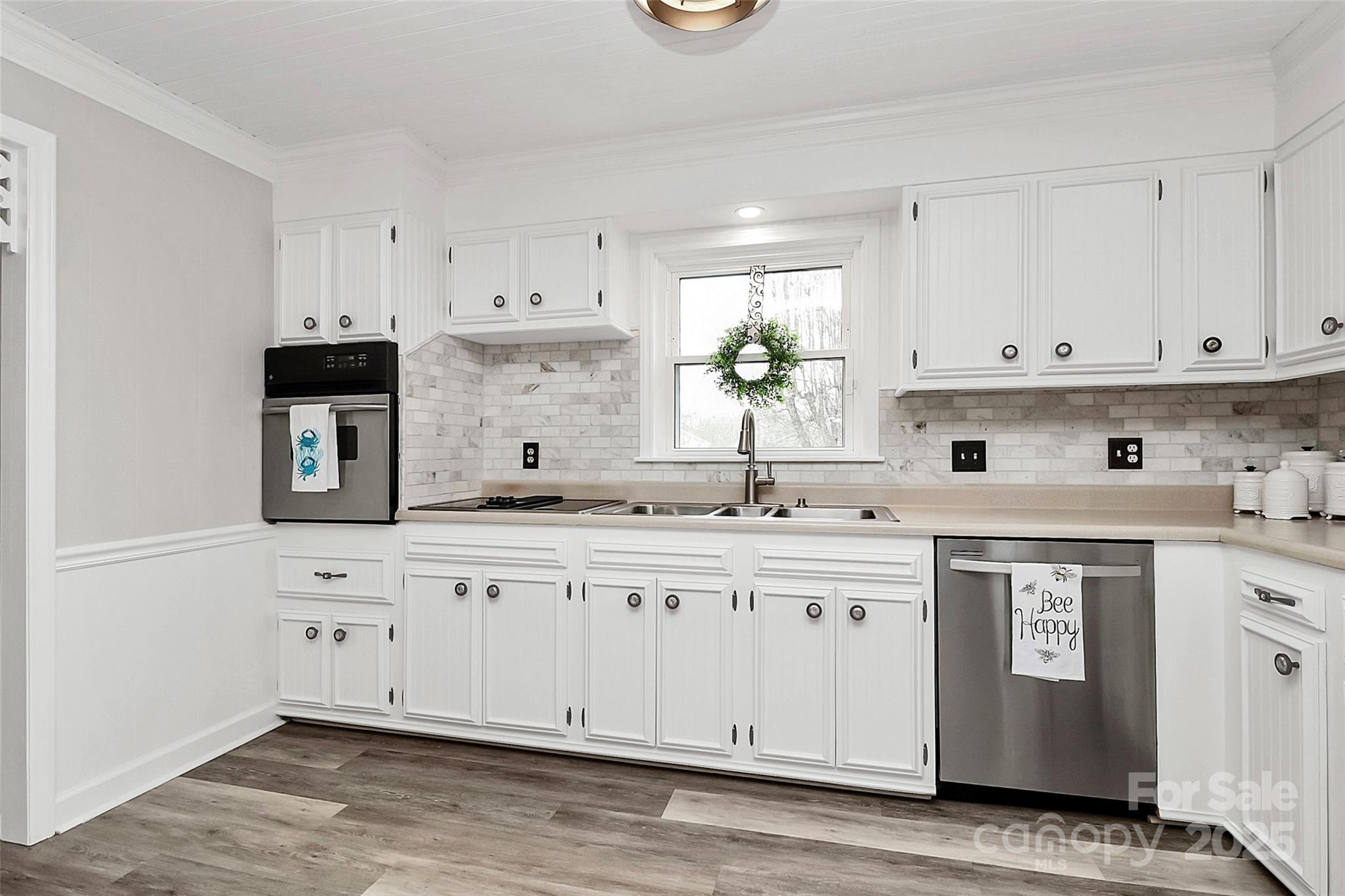 2468 Shaw Avenue Property Photo 16